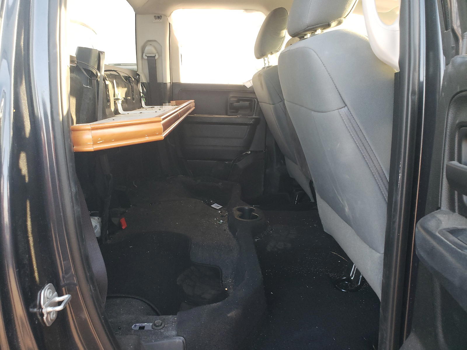Photo 6 from auction – 2017 RAM 1500 ST with VIN 1C6RR7FG6HS631496