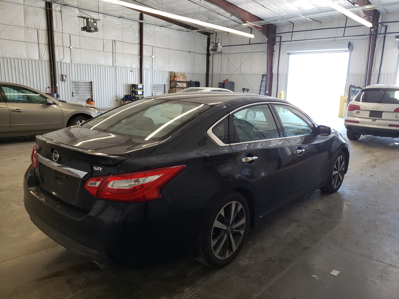 Photo 4 from auction – 2016 NISSAN ALTIMA 2.5 with VIN 1N4AL3AP2GC208713