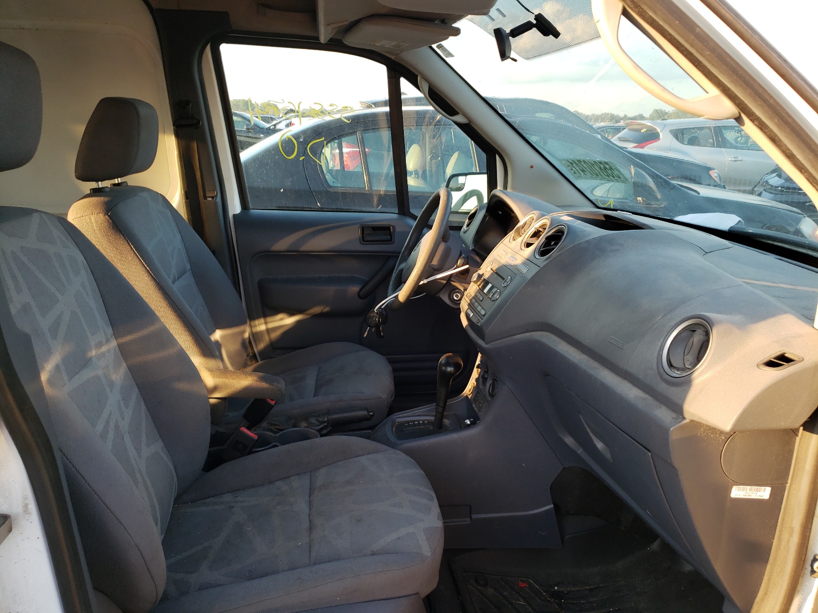 Photo 5 from auction – 2013 FORD TRANSIT CO with VIN NM0LS7DN9DT150308