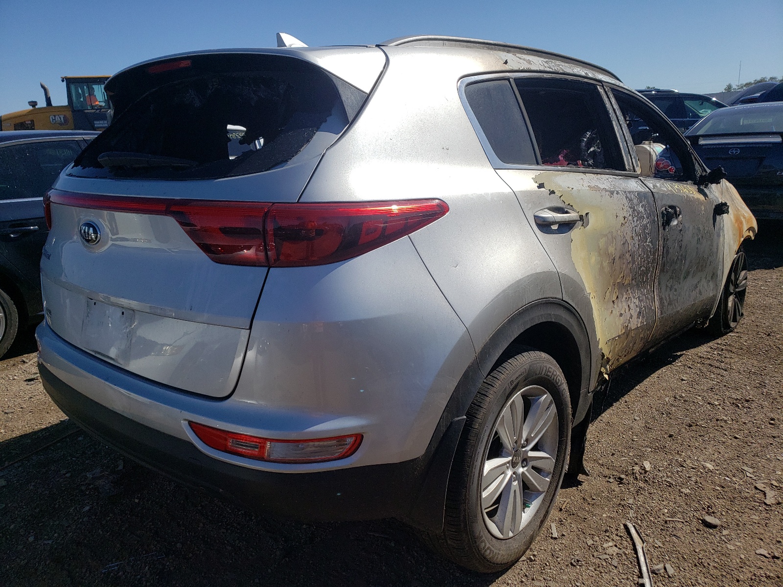 Photo 4 from auction – 2018 KIA SPORTAGE L with VIN KNDPMCAC2J7488695