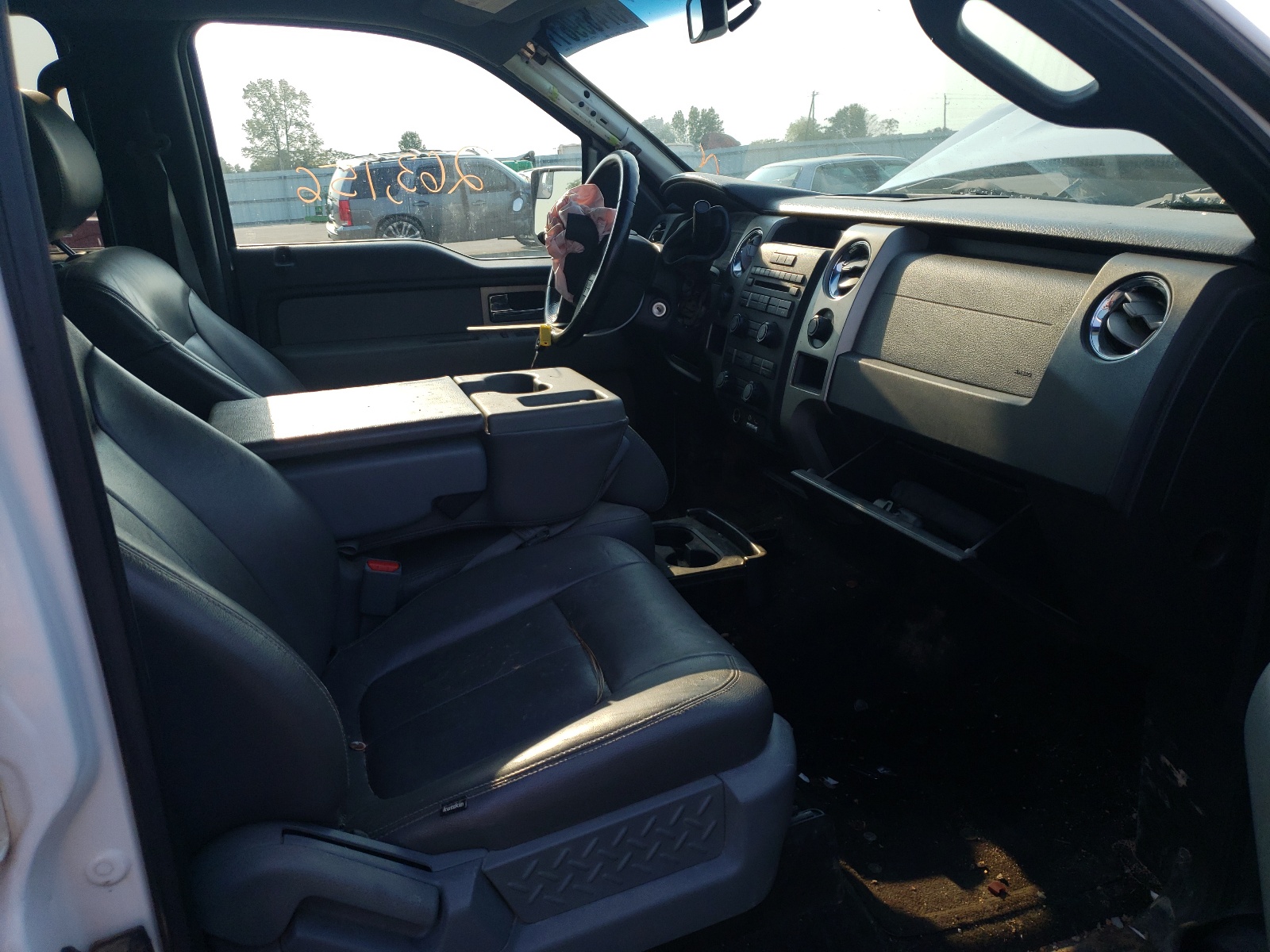 Zdjęcie 5 z aukcji – 2011 FORD F150 SUPER z VIN 1FTFW1ET6BFB87908