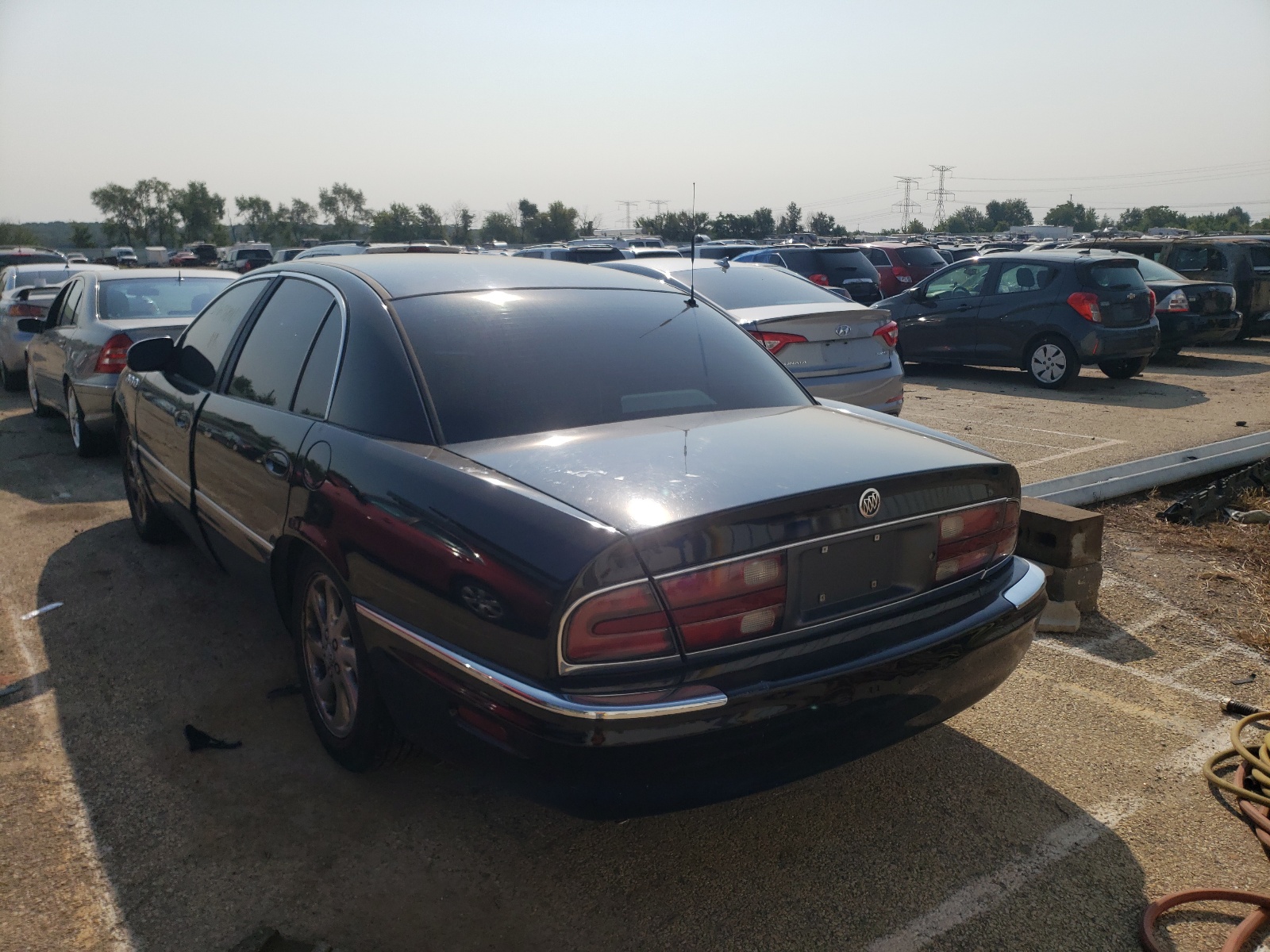 Photo 3 from auction – 2004 BUICK PARK AVENU with VIN 1G4CU541244104128