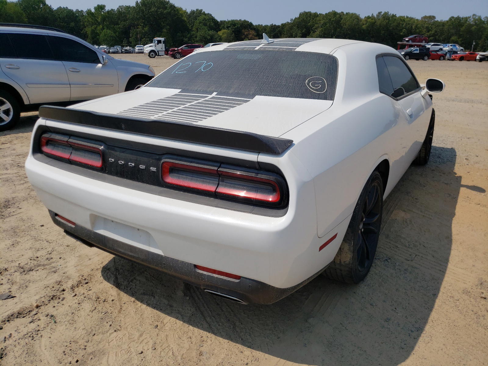Photo 4 from auction – 2017 DODGE CHALLENGER with VIN 2C3CDZAGXHH502236