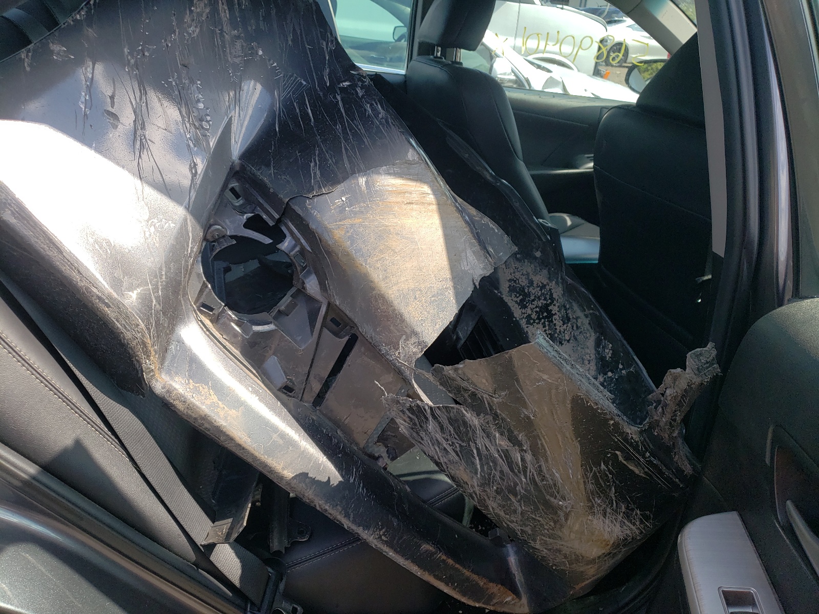 Photo 6 from auction – 2014 TOYOTA CAMRY L with VIN 4T1BF1FK5EU444797