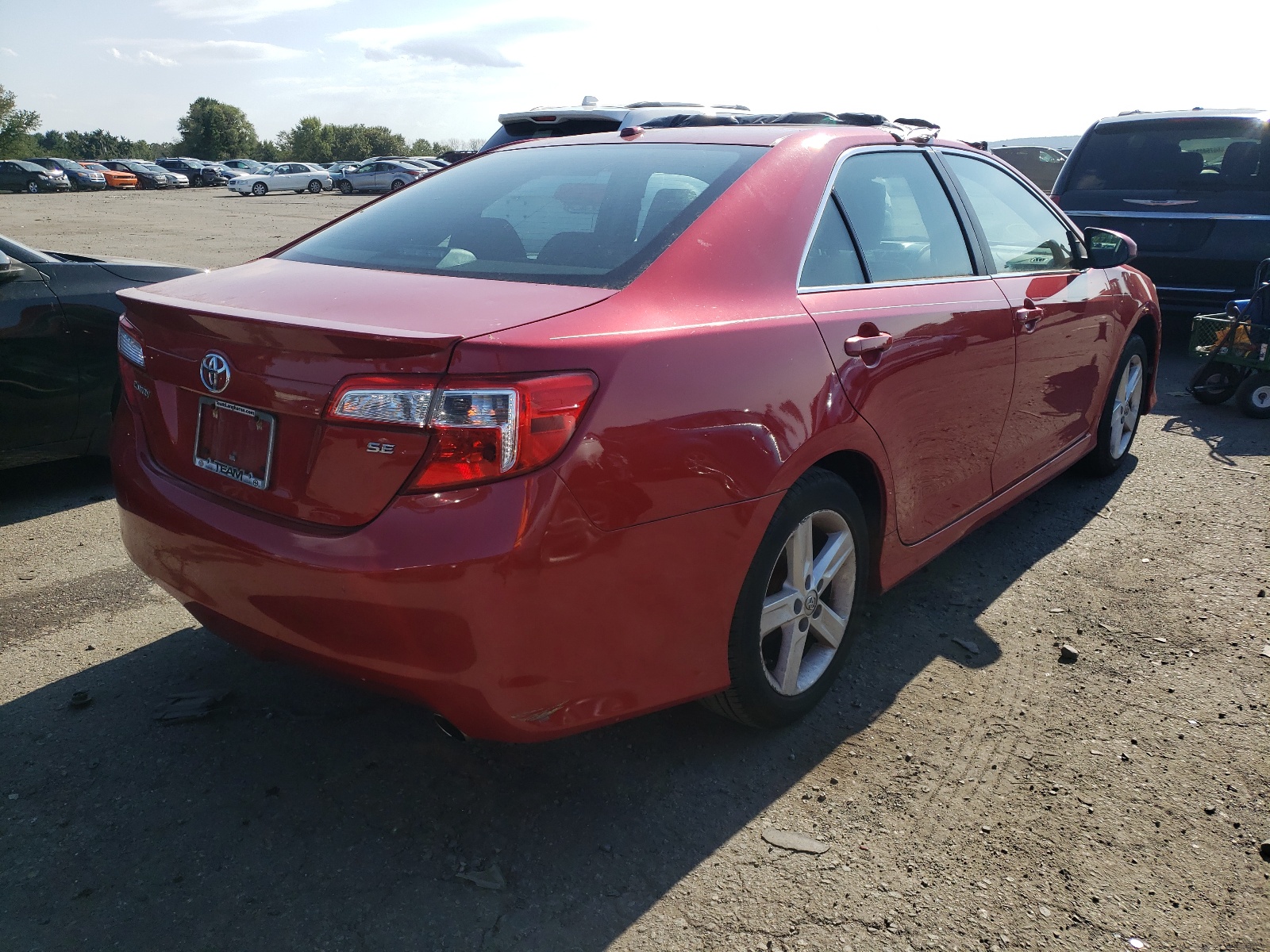 Photo 4 from auction – 2014 TOYOTA CAMRY L with VIN 4T1BF1FK9EU834253