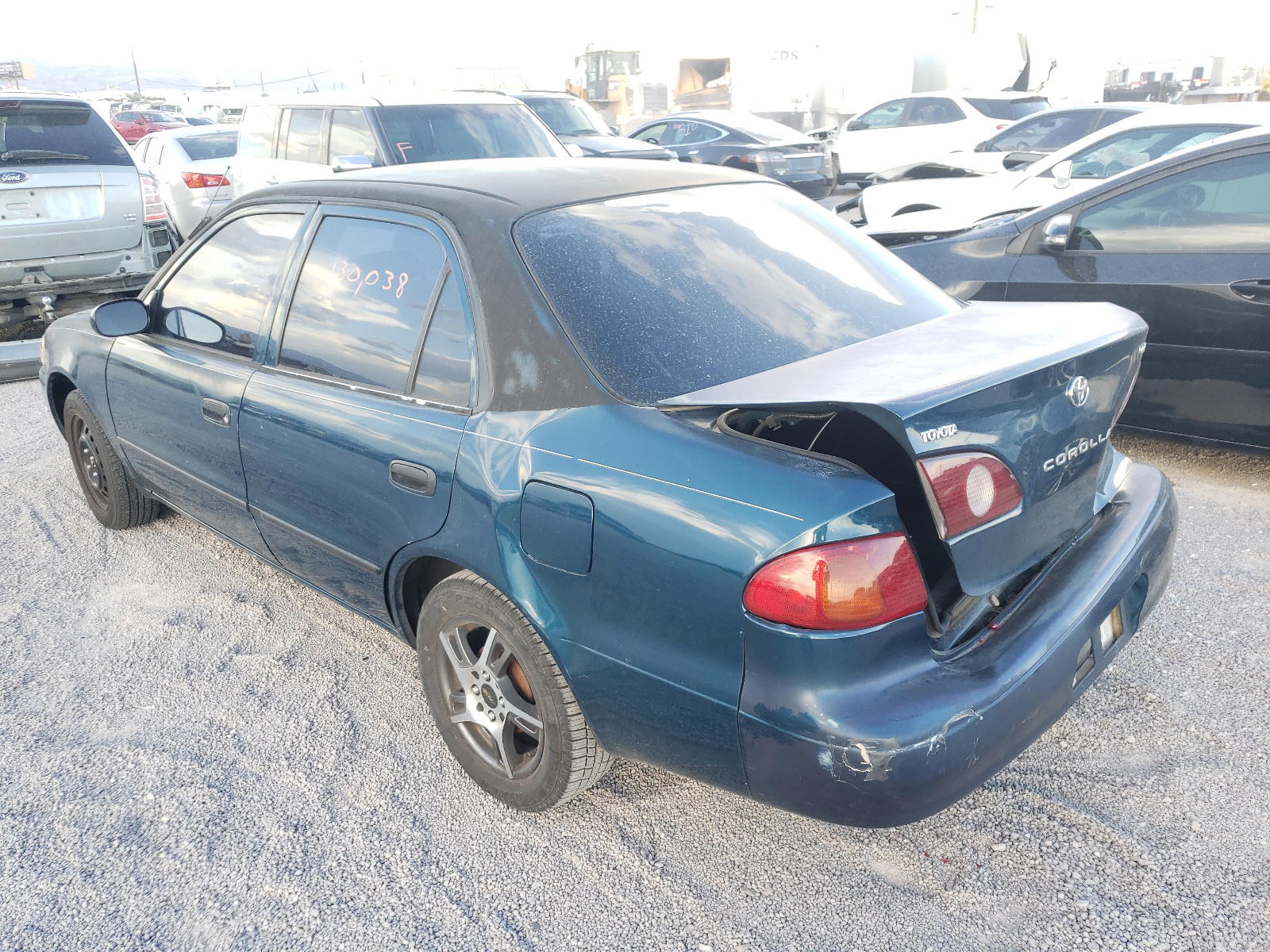 Photo 3 from auction – 2002 TOYOTA COROLLA CE with VIN 1NXBR12E02Z595694