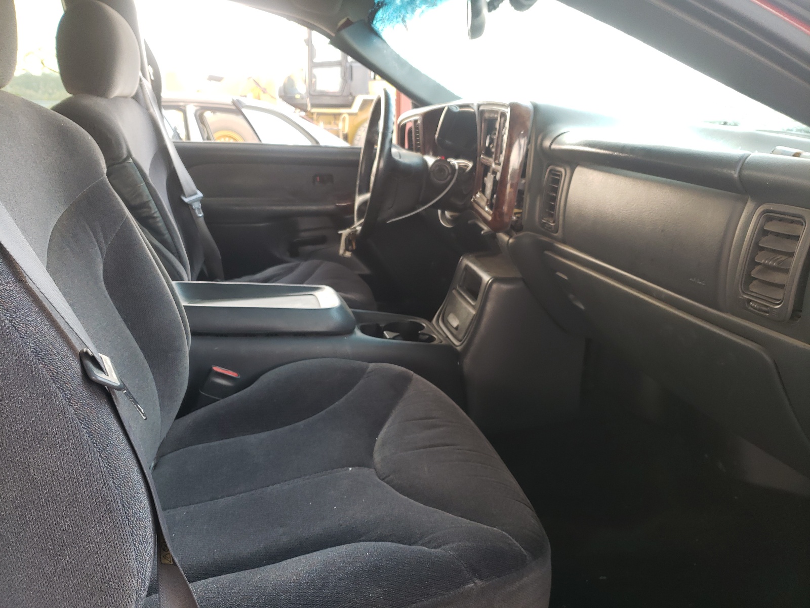 Photo 5 from auction – 2001 GMC NEW SIERRA with VIN 2GTEK19T611388702