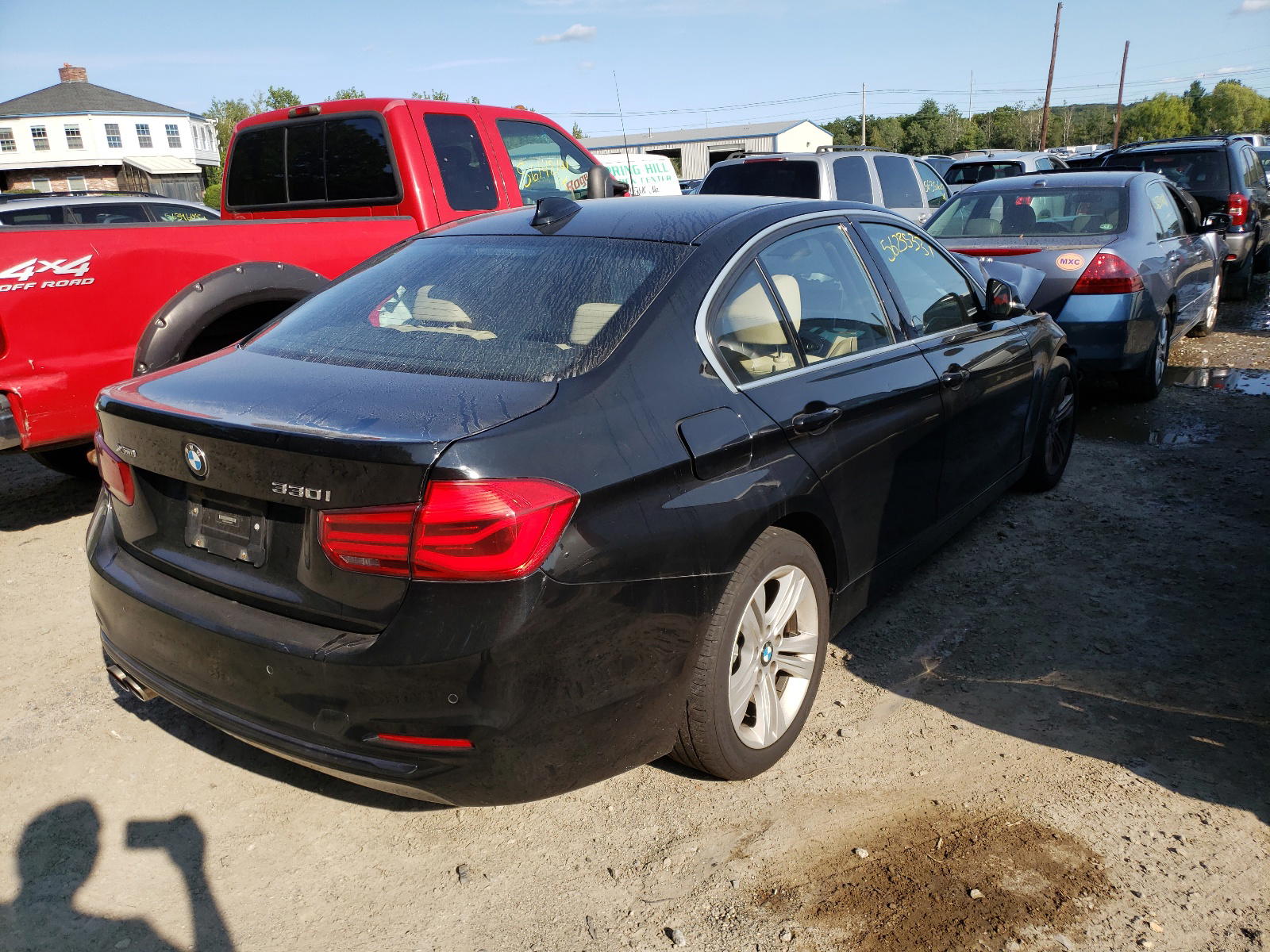 Photo 4 from auction – 2017 BMW 330 XI with VIN WBA8D9C39HA004875