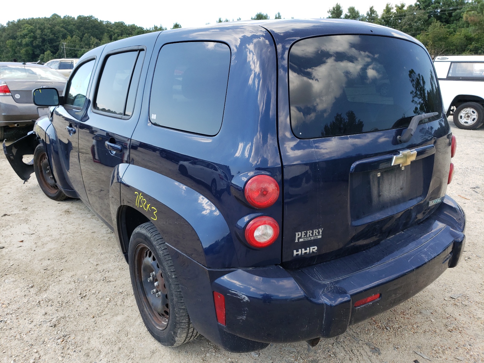 Photo 3 from auction – 2010 CHEVROLET HHR LS with VIN 3GNBAADB0AS627256