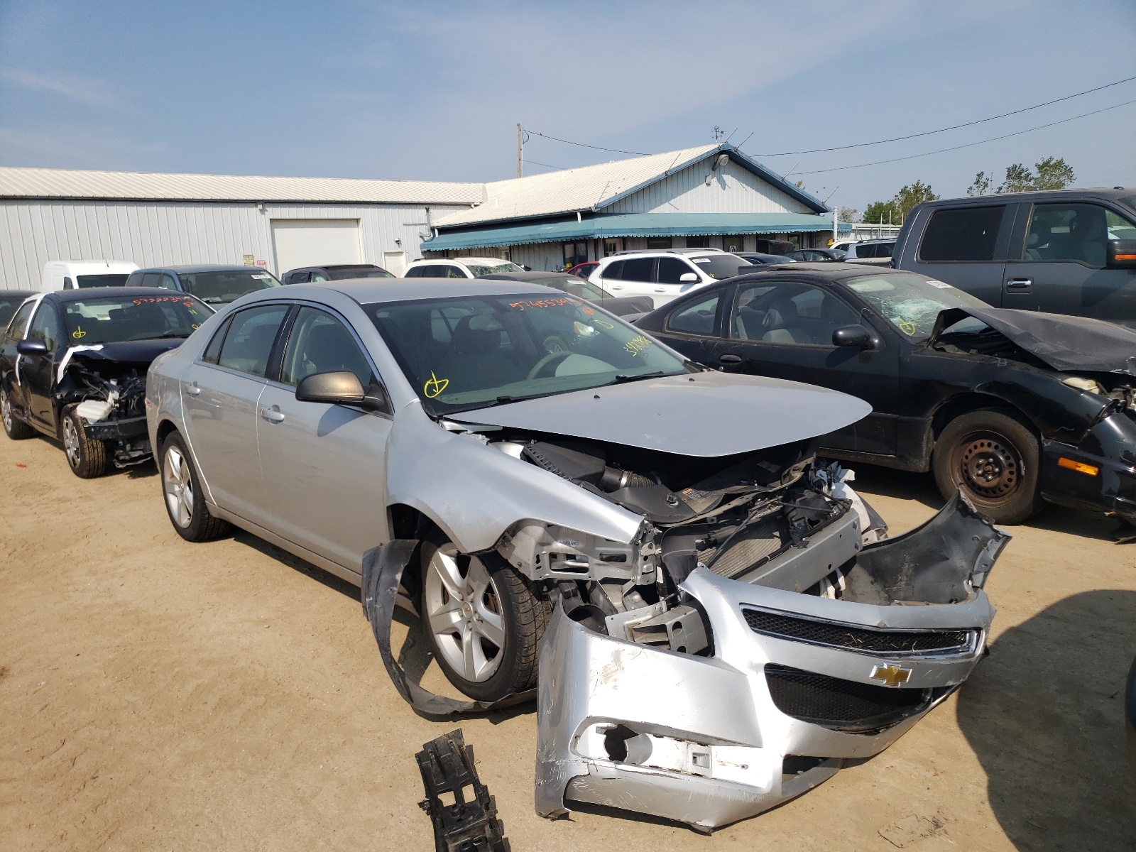 Photo 1 from auction – 2011 CHEVROLET MALIBU LS with VIN 1G1ZB5E17BF342988