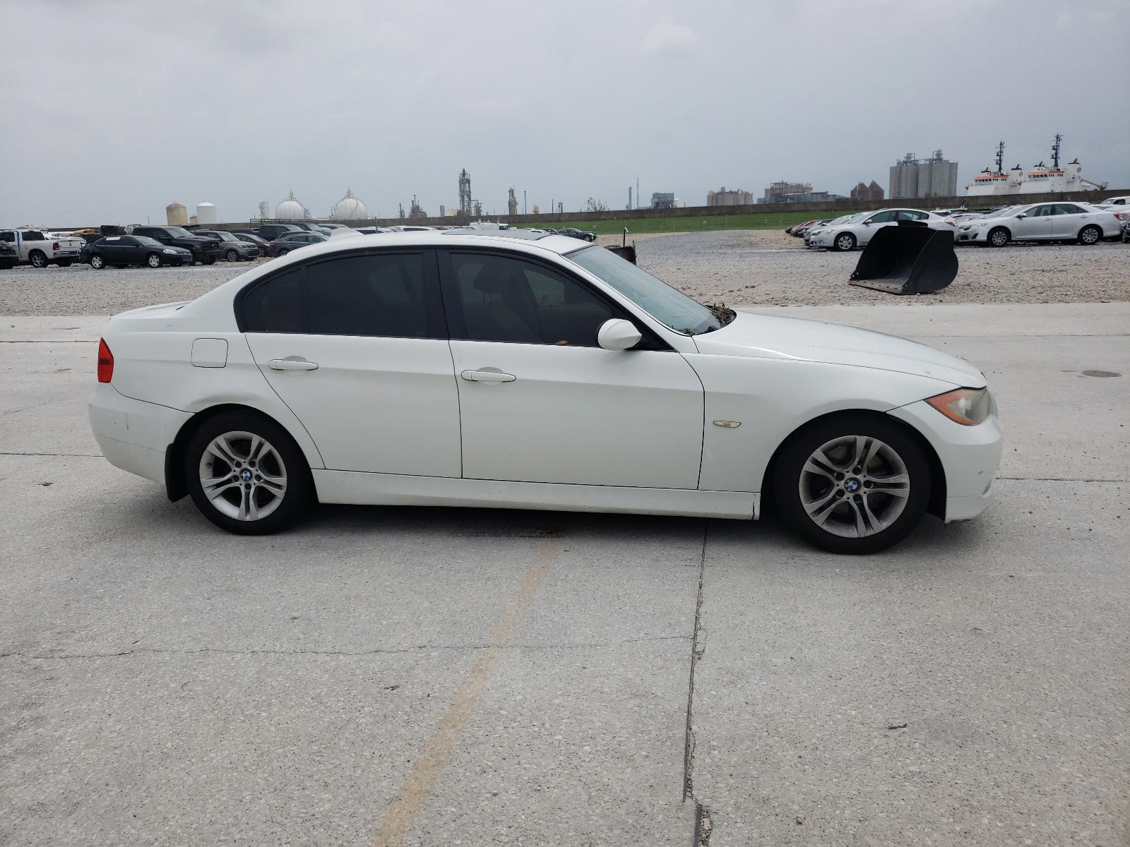 Photo 9 from auction – 2008 BMW 328 I with VIN WBAVA37528NL18994