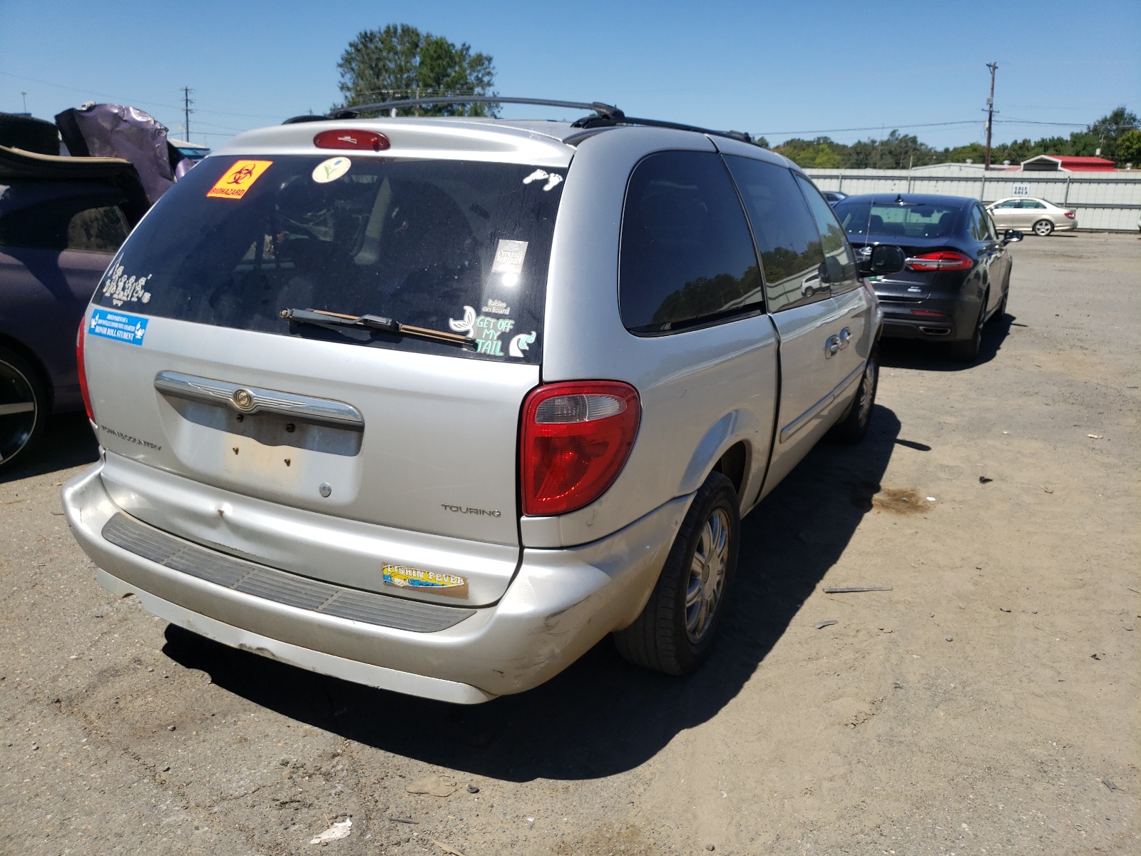 Photo 4 from auction – 2007 CHRYSLER TOWN & COU with VIN 2A4GP54L57R157335