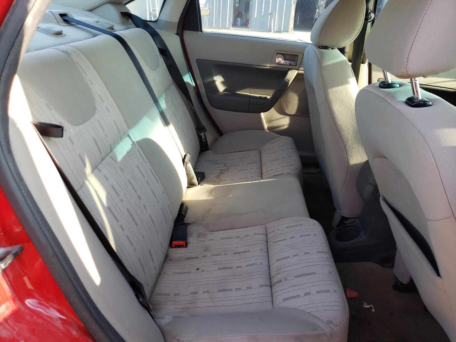 Photo 6 from auction – 2008 FORD FOCUS SE with VIN 1FAHP35N88W217038