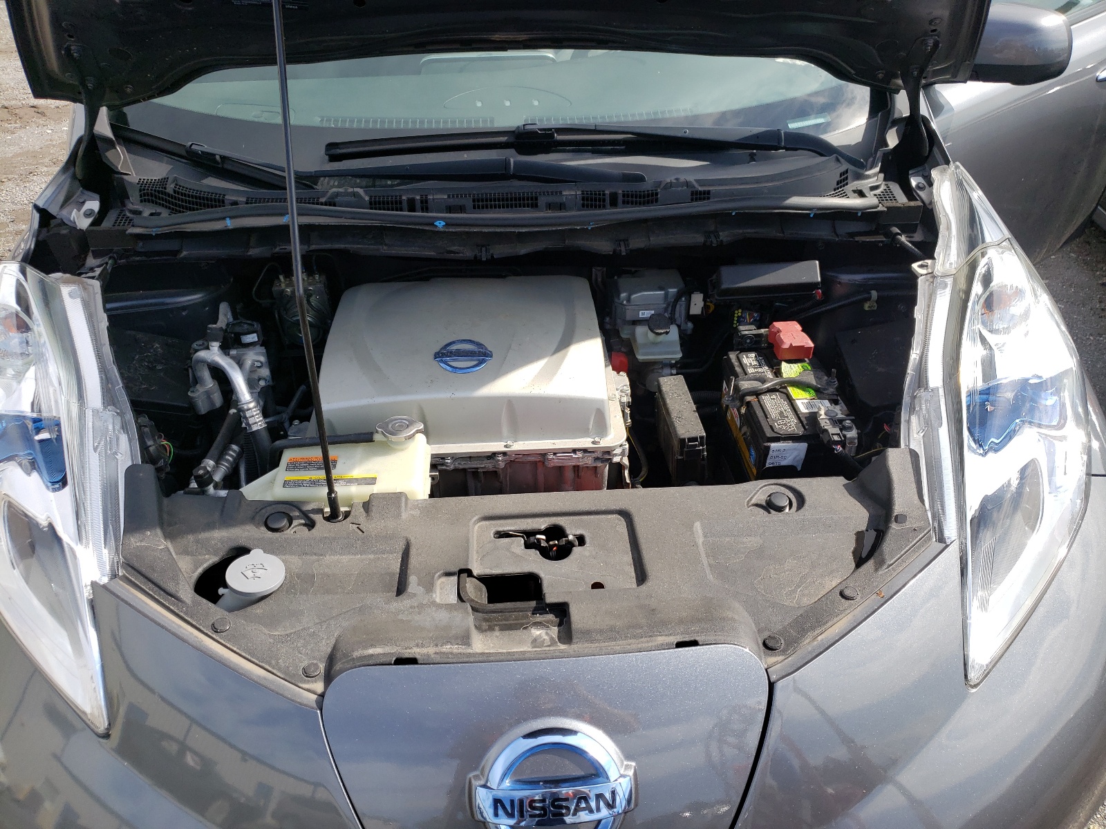 Photo 7 from auction – 2015 NISSAN LEAF S with VIN 1N4AZ0CP1FC315387