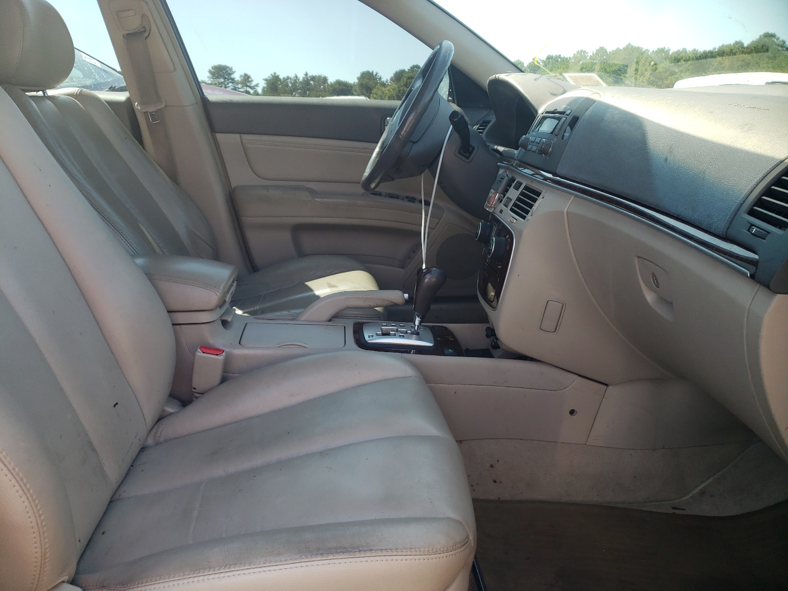 Photo 5 from auction – 2006 HYUNDAI SONATA with VIN 5NPEU46F06H150523