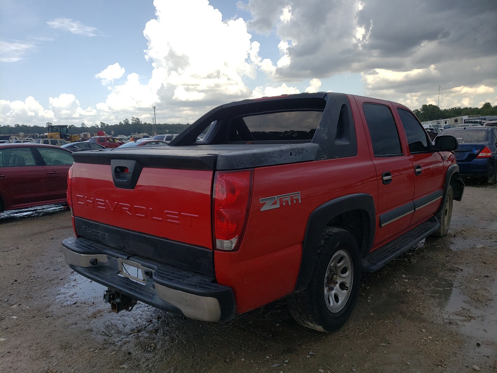 Zdjęcie 4 z aukcji – 2004 CHEVROLET AVALANCHE z VIN 3GNEC12TX4G109374