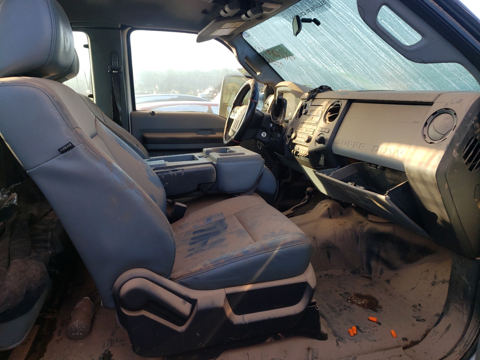 Photo 5 from auction – 2016 FORD F250 SUPER with VIN 1FT7X2B64GEA00569