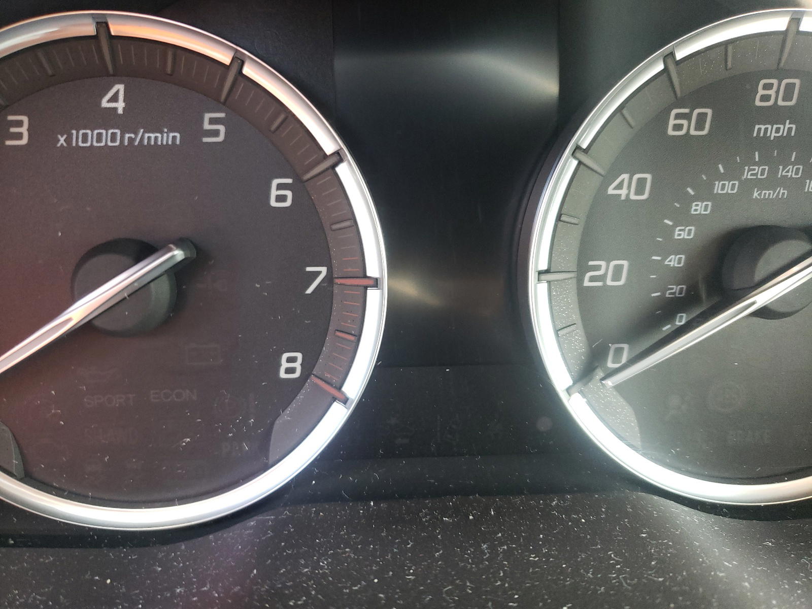 Photo 8 from auction – 2017 ACURA MDX TECHNO with VIN 5FRYD4H58HB032883