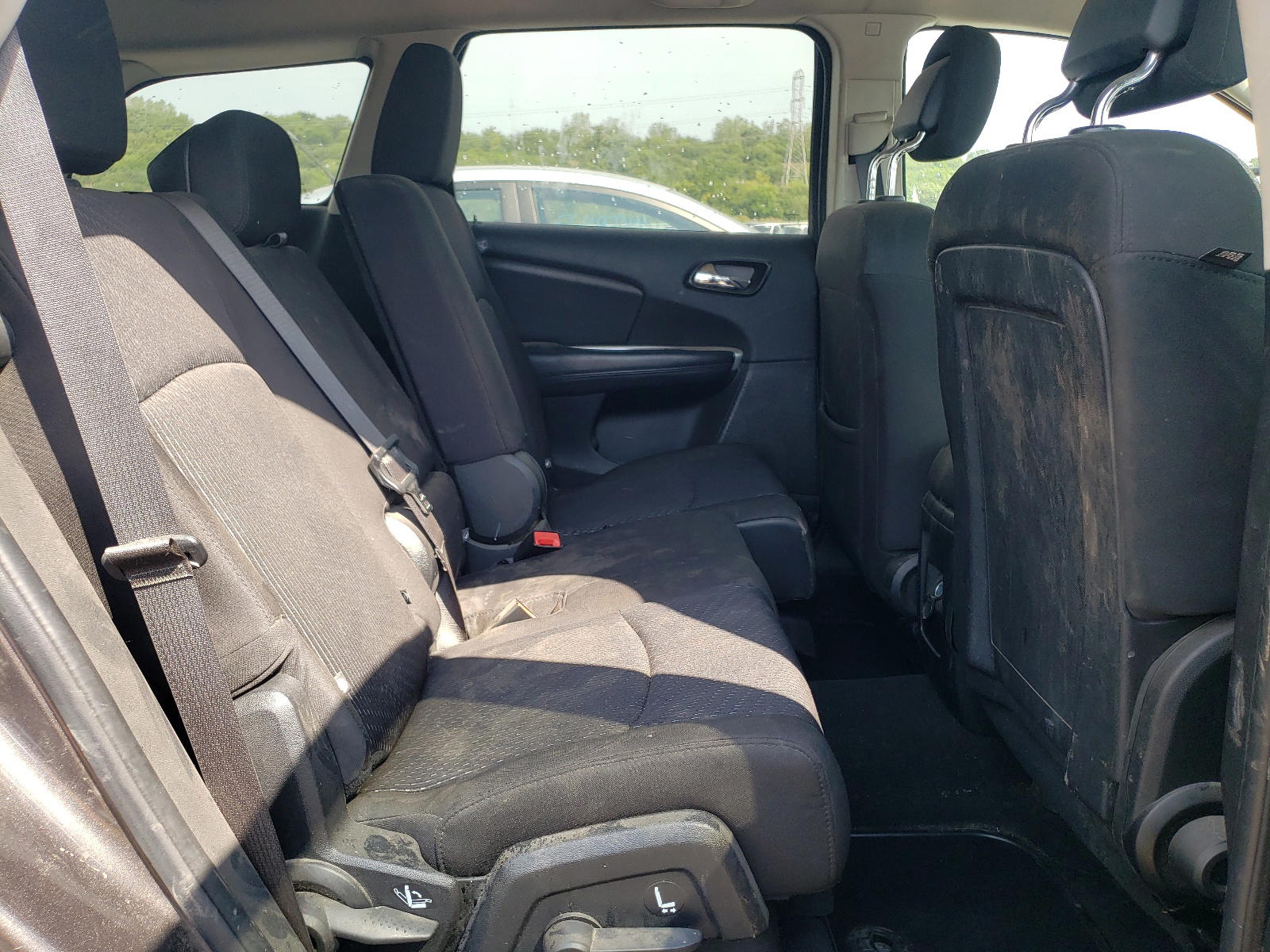 Photo 6 from auction – 2018 DODGE JOURNEY SE with VIN 3C4PDCAB3JT208947