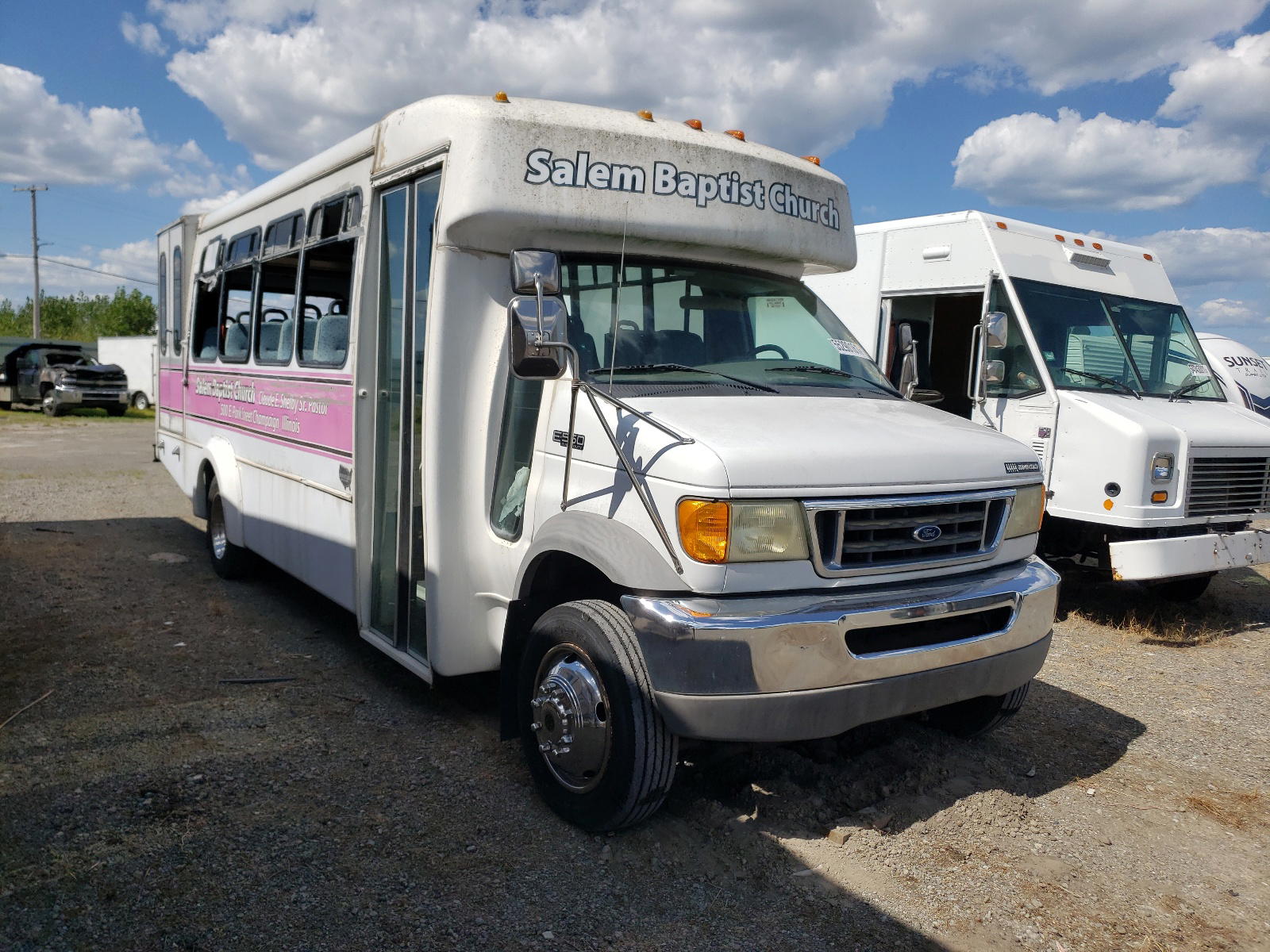 FORD ECONOLINE 2003 with VIN 1FDAE55FX3HA90503 - Photo from auction