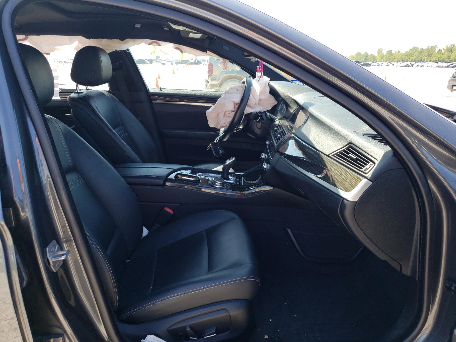 Photo 5 from auction – 2016 BMW 535 I with VIN WBA5B1C53GG131614