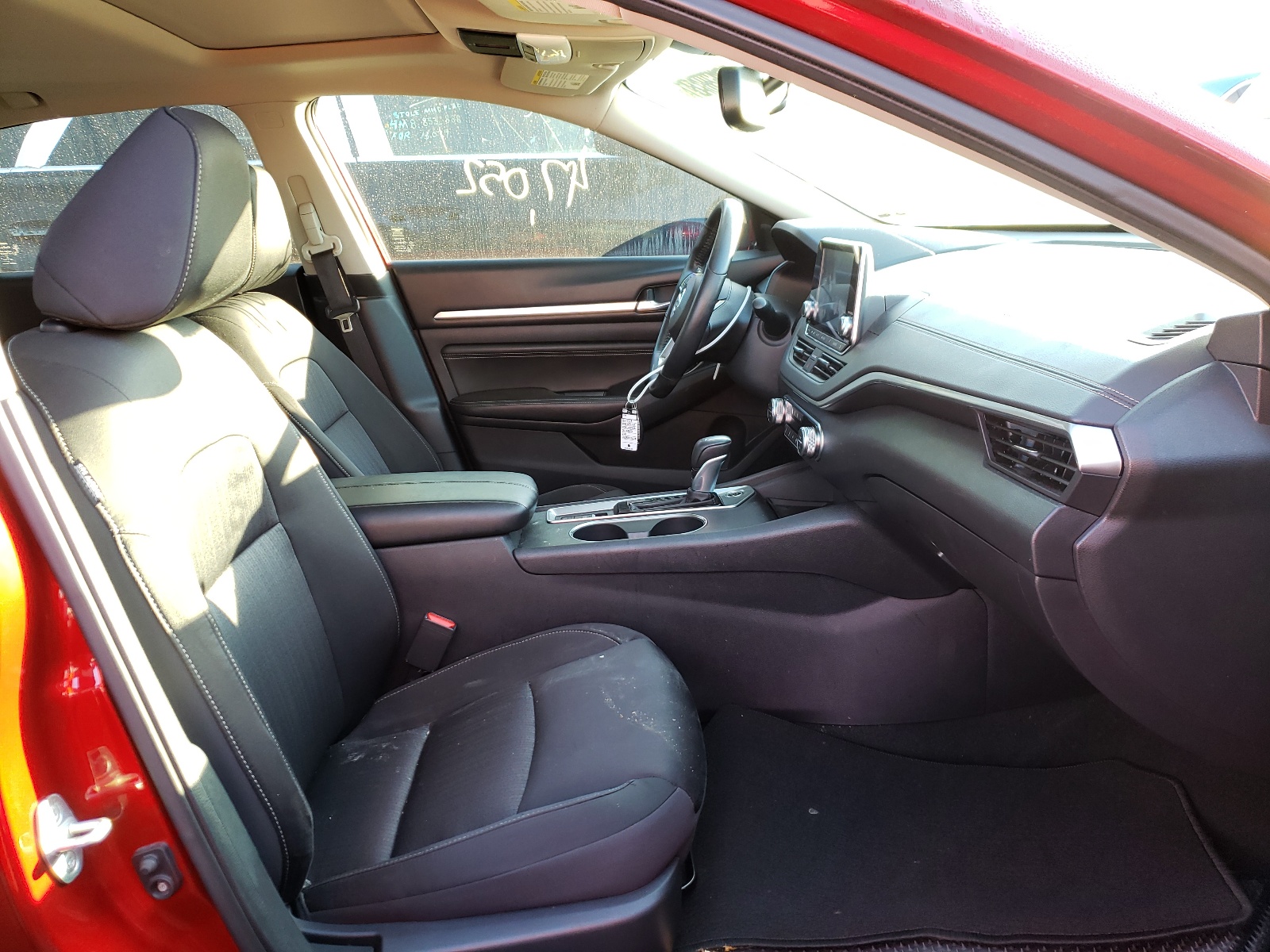 Photo 5 from auction – 2019 NISSAN ALTIMA SV with VIN 1N4BL4DV5KC141473