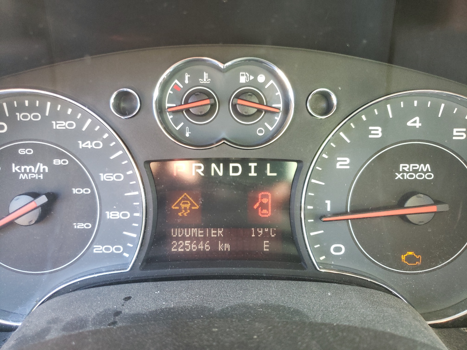 Photo 8 from auction – 2008 PONTIAC TORRENT with VIN 2CKDL33FX86336079