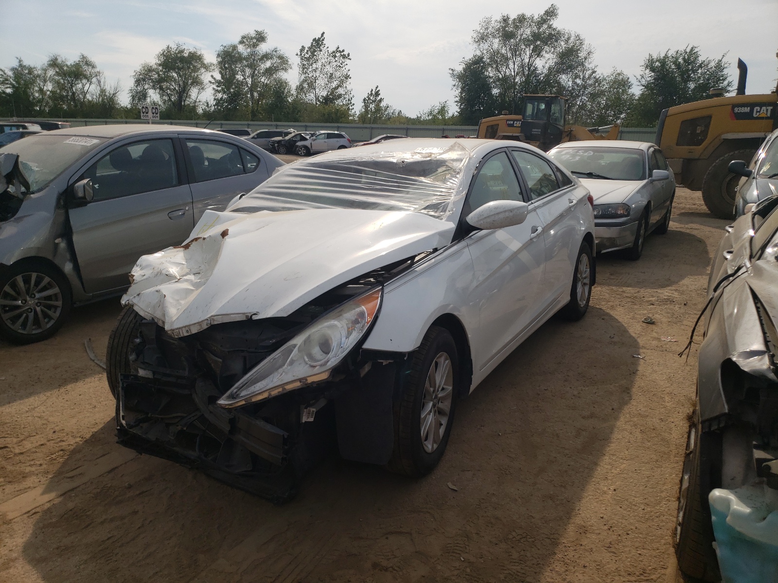 Zdjęcie 2 z aukcji – 2012 HYUNDAI SONATA GLS z VIN 5NPEB4AC7CH455841