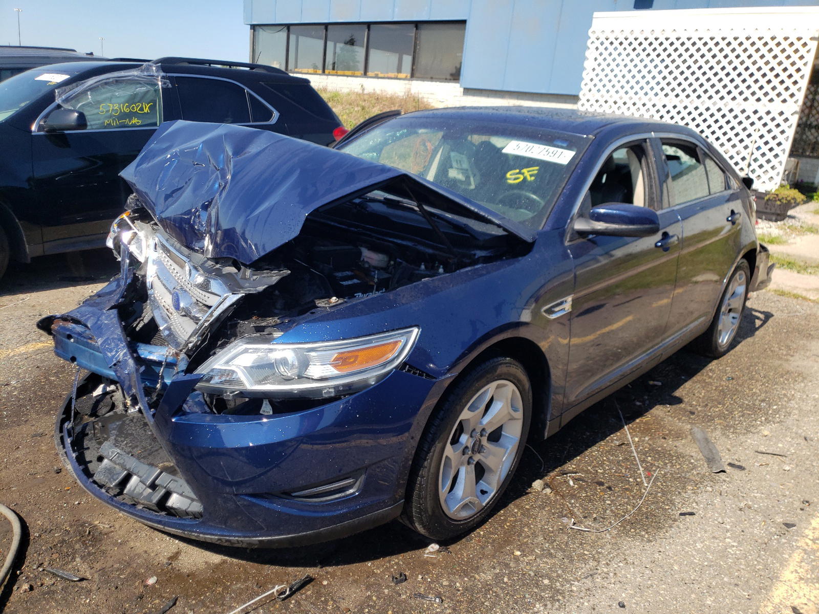 Photo 2 from auction – 2012 FORD TAURUS SEL with VIN 1FAHP2EW7CG110813