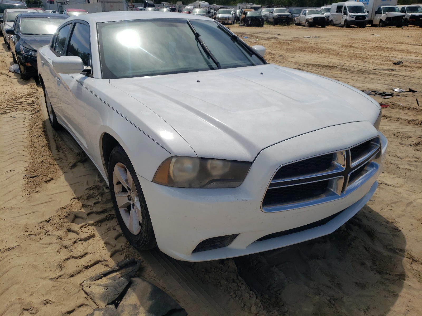 DODGE CHARGER 2011 with VIN 2B3CL3CG3BH597658 - Photo from auction