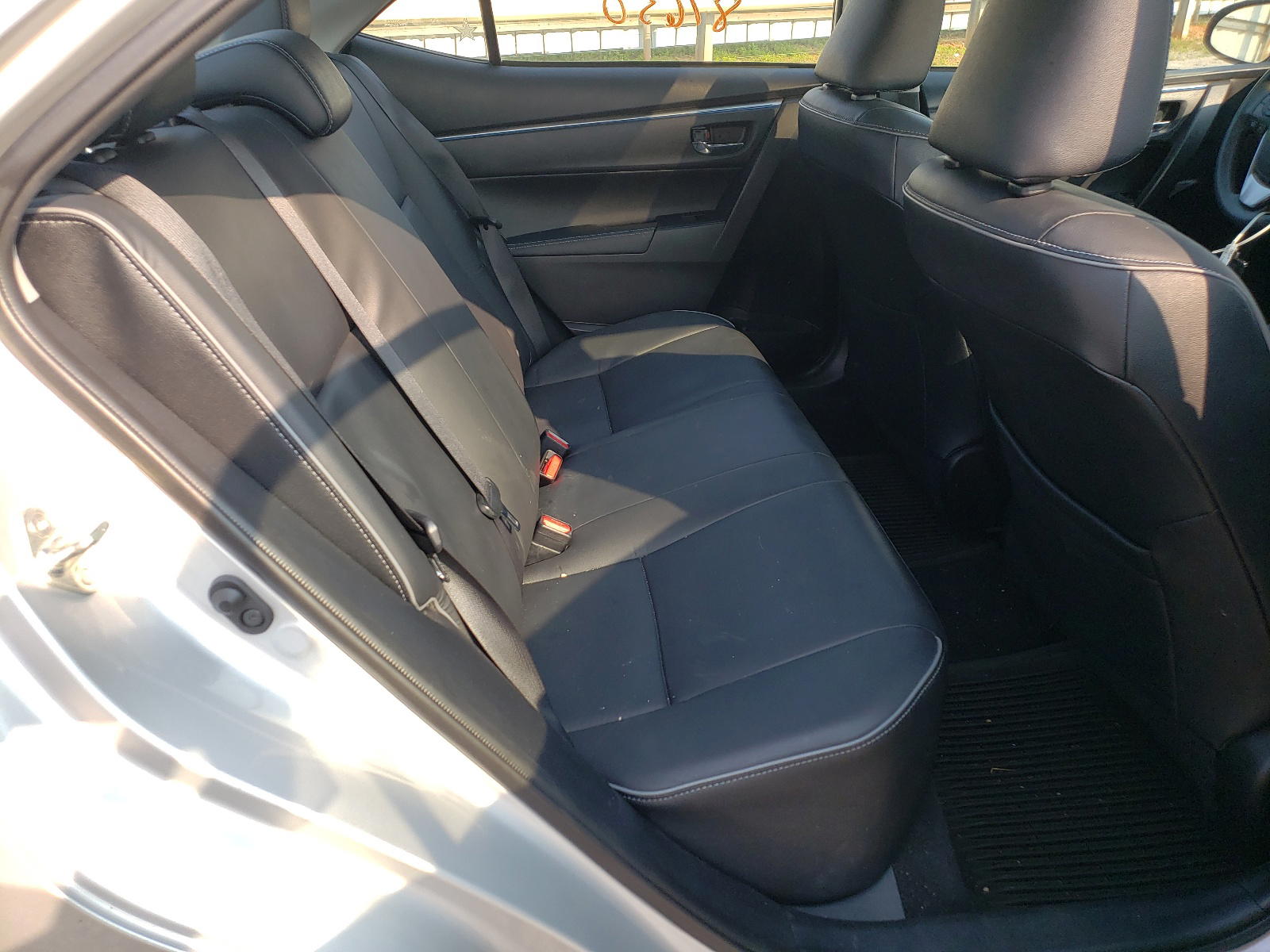 Photo 6 from auction – 2014 TOYOTA COROLLA L with VIN 5YFBURHE4EP117465