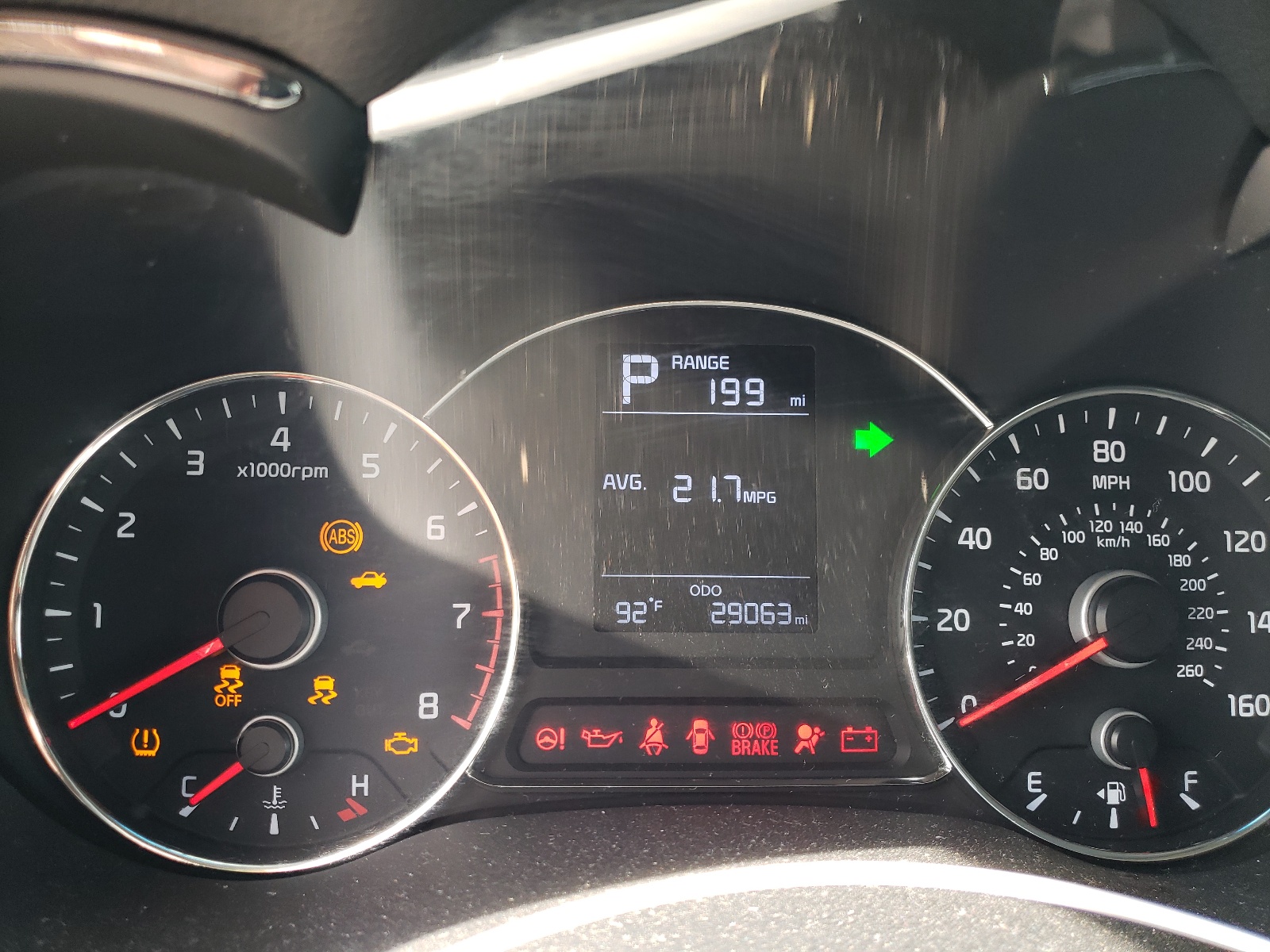 Photo 8 from auction – 2018 KIA FORTE LX with VIN 3KPFK4A70JE246160