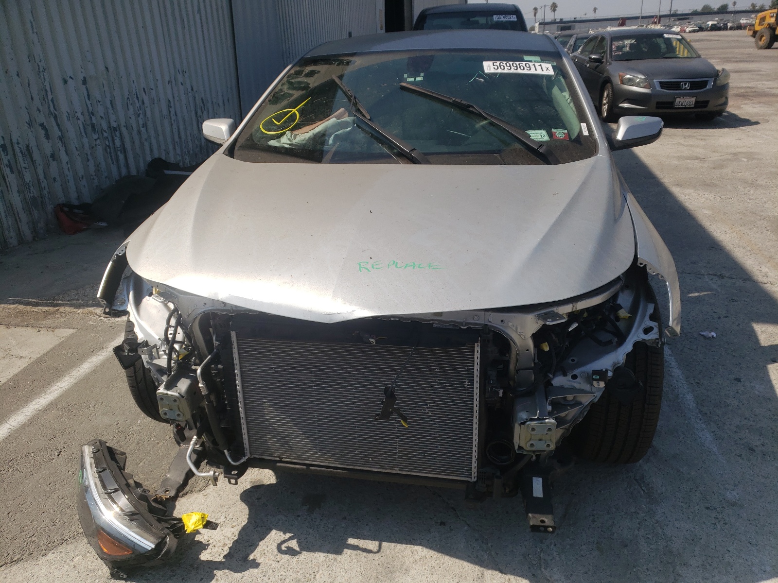 Photo 9 from auction – 2018 CHEVROLET MALIBU LT with VIN 1G1ZD5ST0JF270353