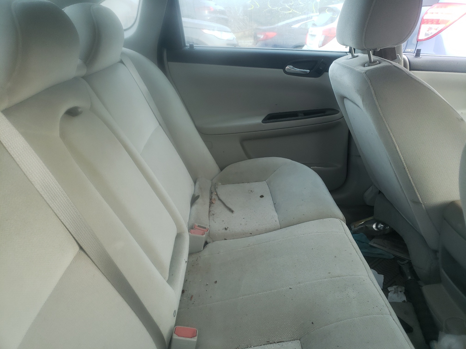 Photo 6 from auction – 2010 CHEVROLET IMPALA LT with VIN 2G1WB5EN8A1188769