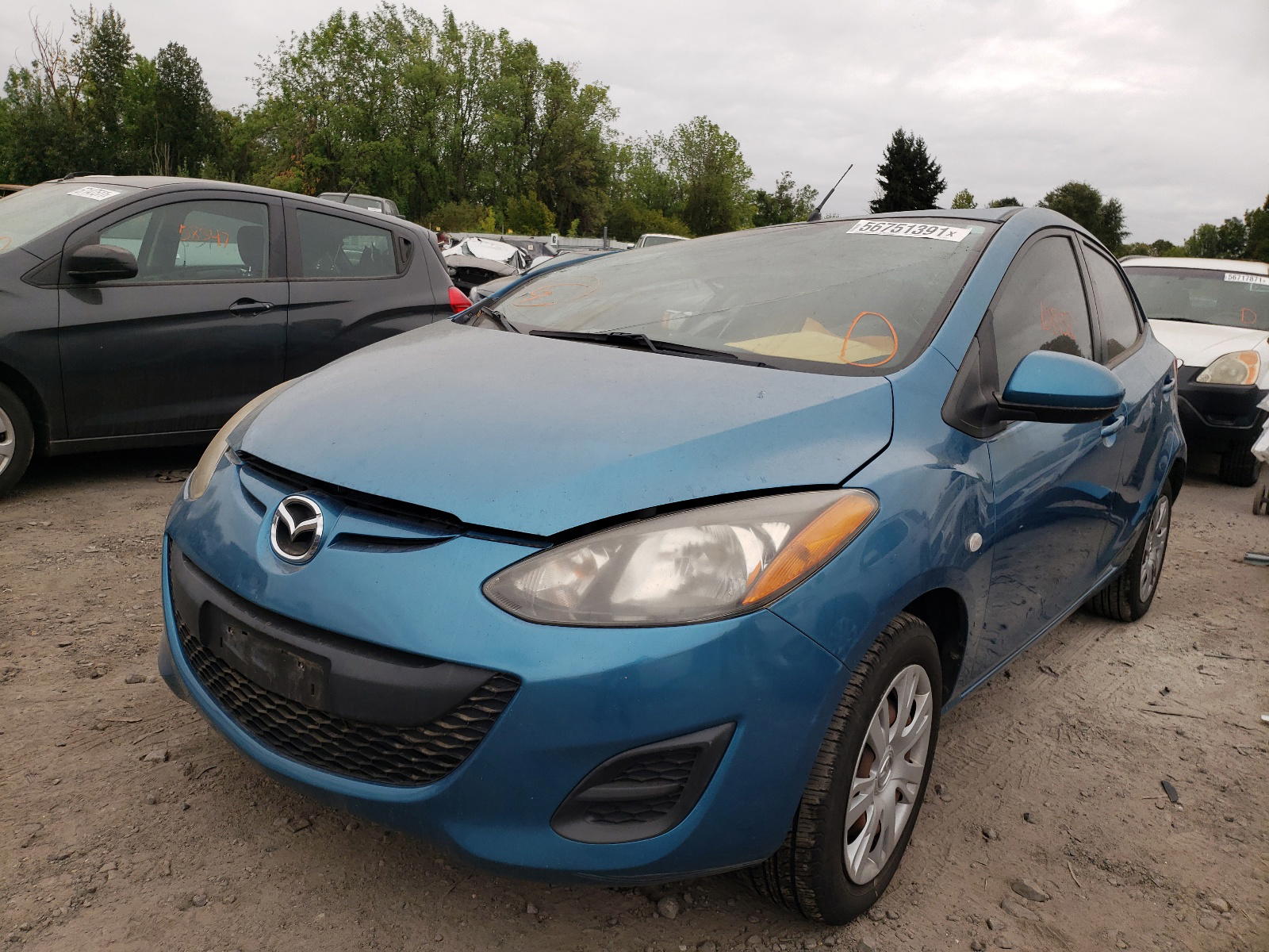 Photo 2 from auction – 2012 MAZDA MAZDA2 with VIN JM1DE1KY5C0151092