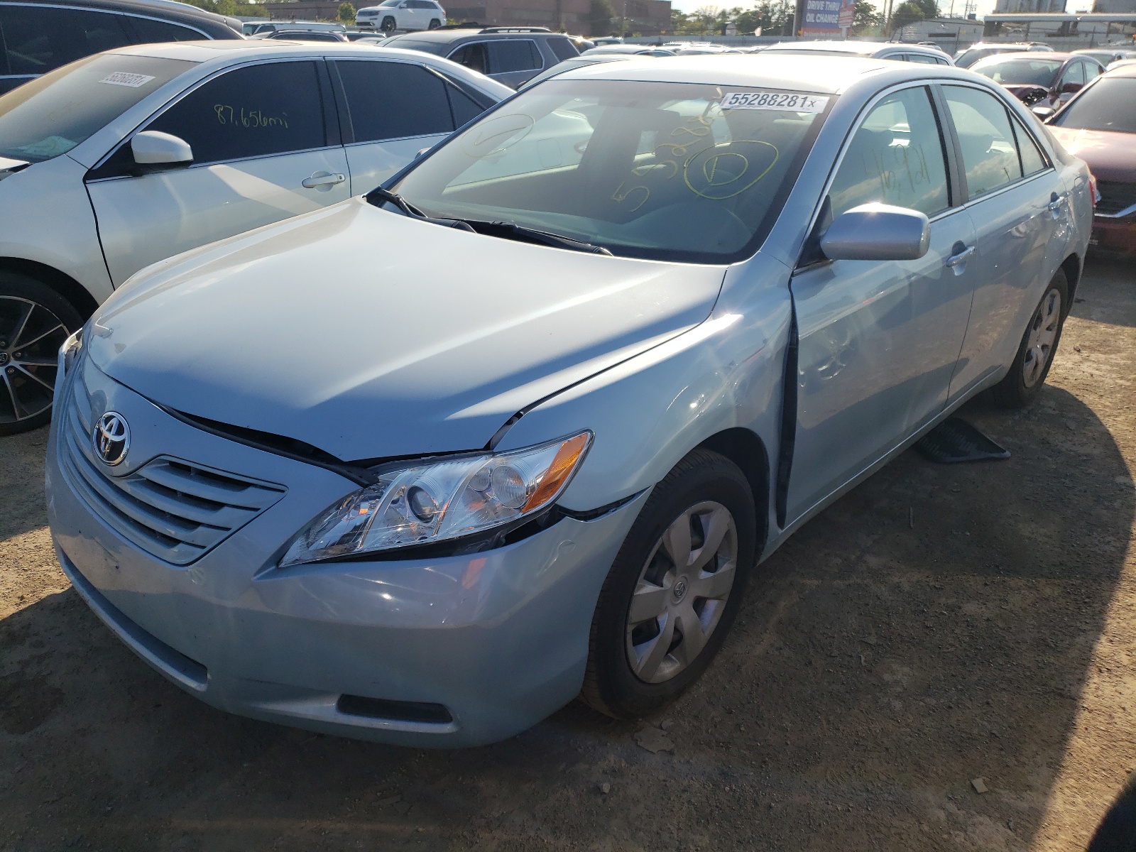 Photo 2 from auction – 2007 TOYOTA CAMRY with VIN 4T1BE46KX7U504001