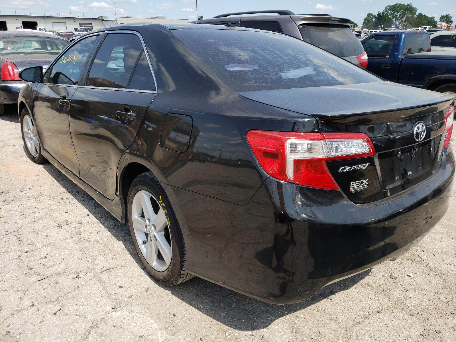 Photo 3 from auction – 2012 TOYOTA CAMRY BASE with VIN 4T1BF1FK8CU585120