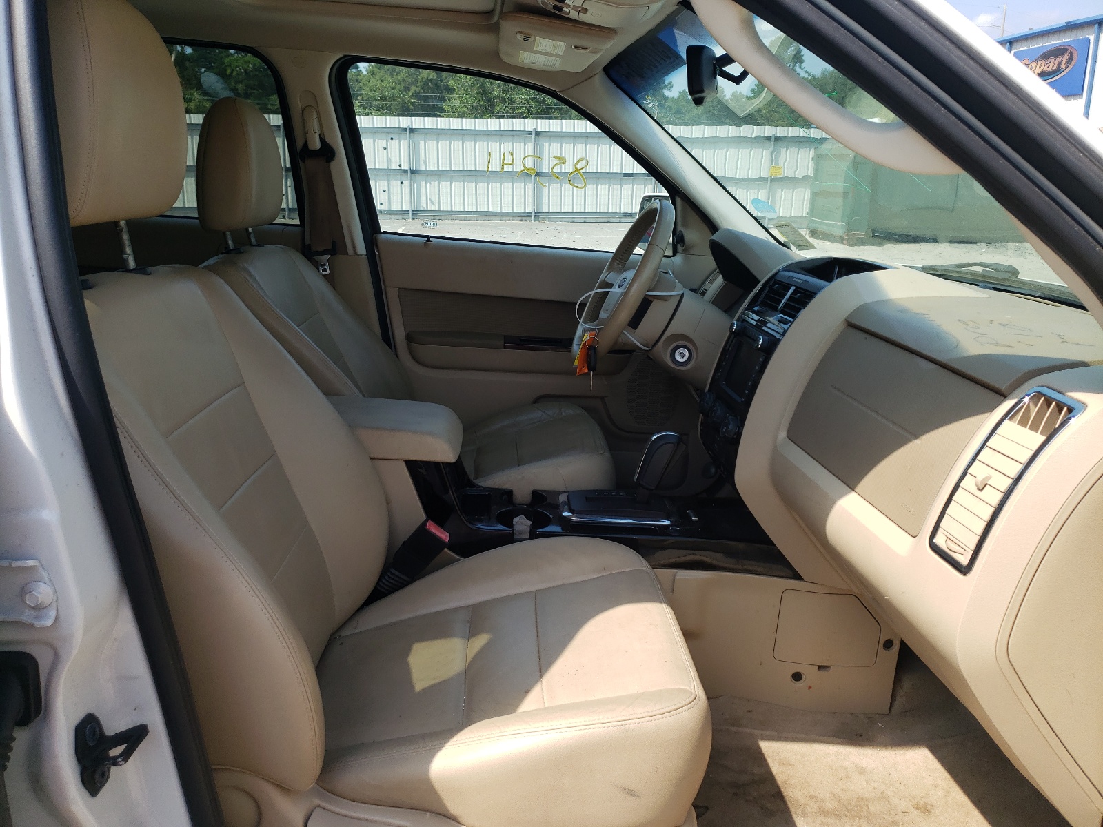 Zdjęcie 5 z aukcji – 2010 FORD ESCAPE LIM z VIN 1FMCU0EG5AKD42617