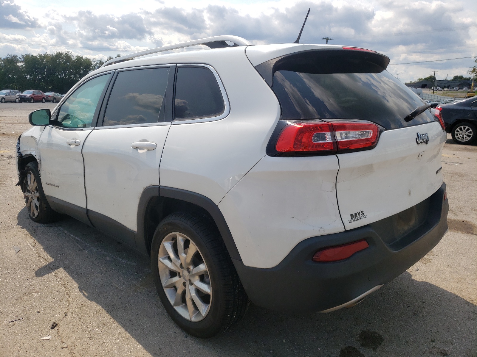 Photo 3 from auction – 2015 JEEP CHEROKEE L with VIN 1C4PJLDB3FW584876