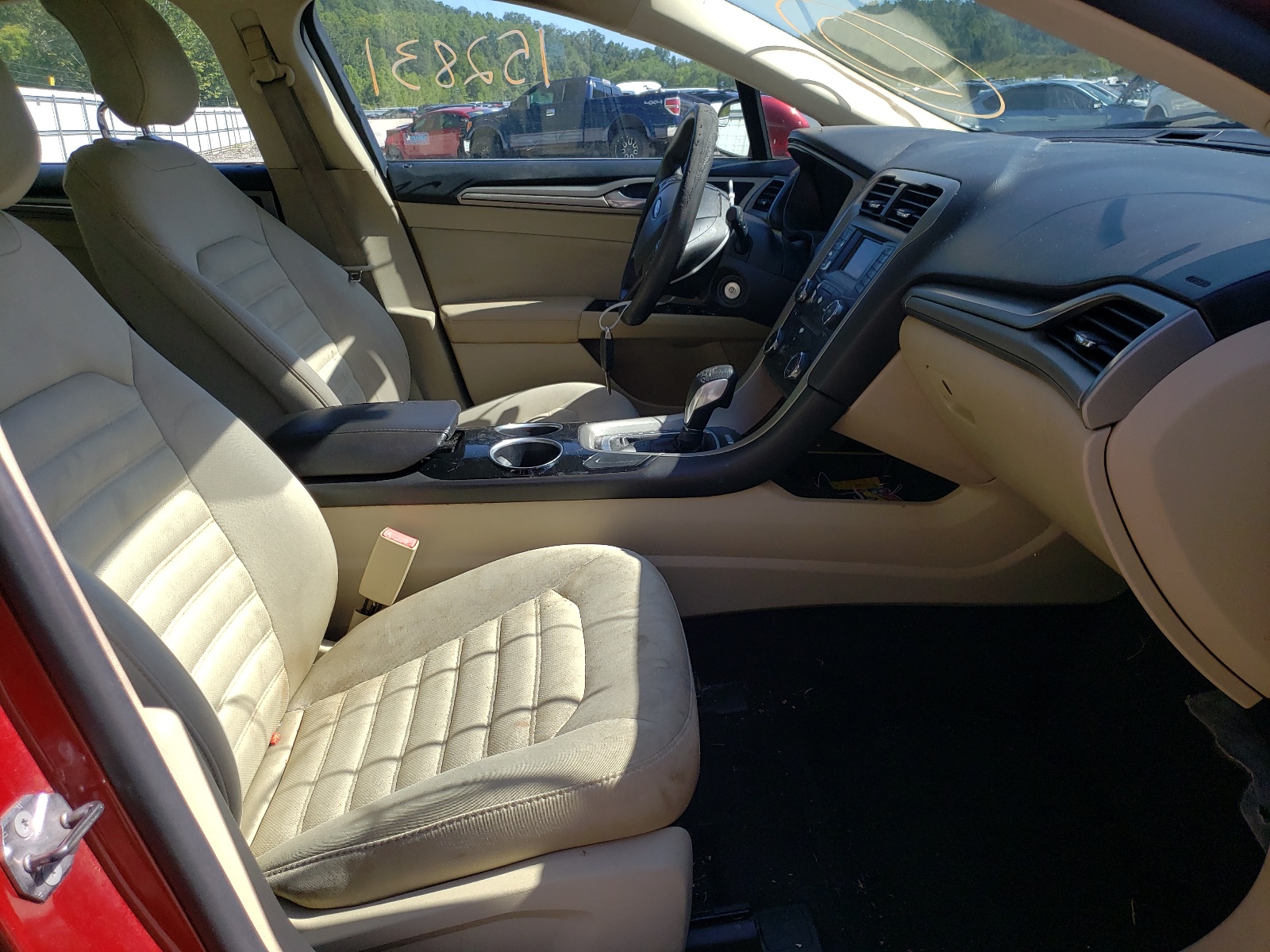 Photo 5 from auction – 2013 FORD FUSION SE with VIN 3FA6P0H73DR369132