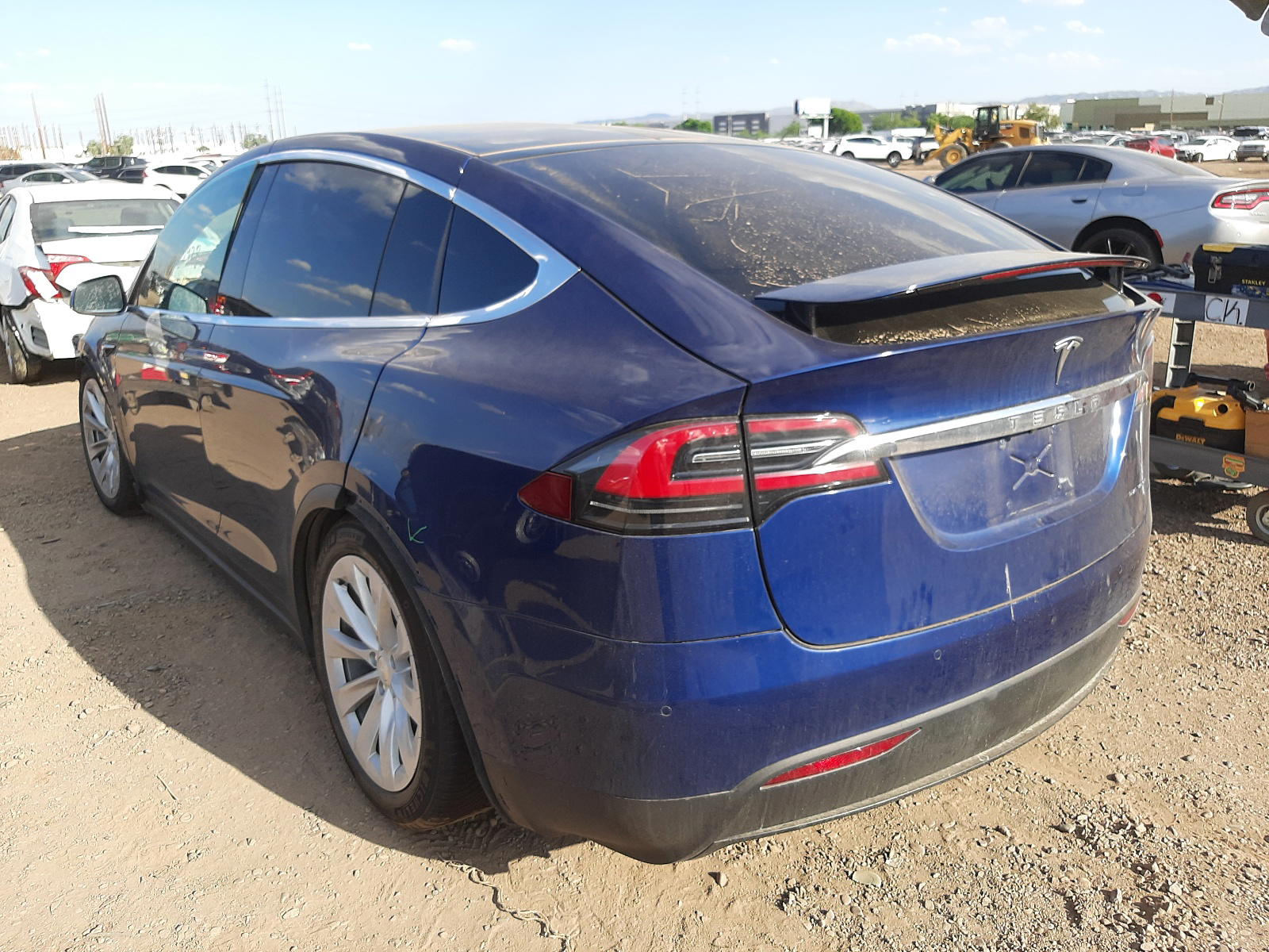 Photo 3 from auction – 2020 TESLA MODEL X with VIN 5YJXCAE20LF234554