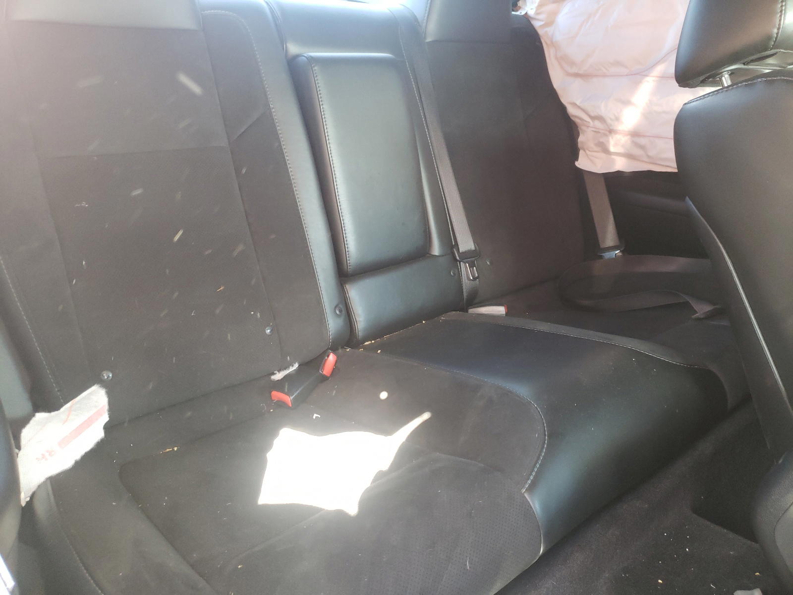 Photo 6 from auction – 2017 DODGE CHALLENGER with VIN 2C3CDZFJ1HH666401