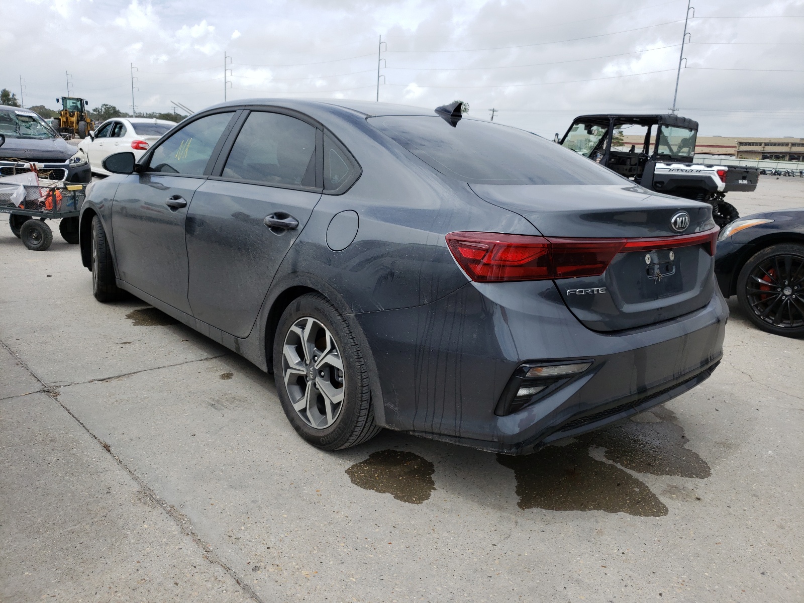 Photo 3 from auction – 2021 KIA FORTE FE with VIN 3KPF24AD0ME373579
