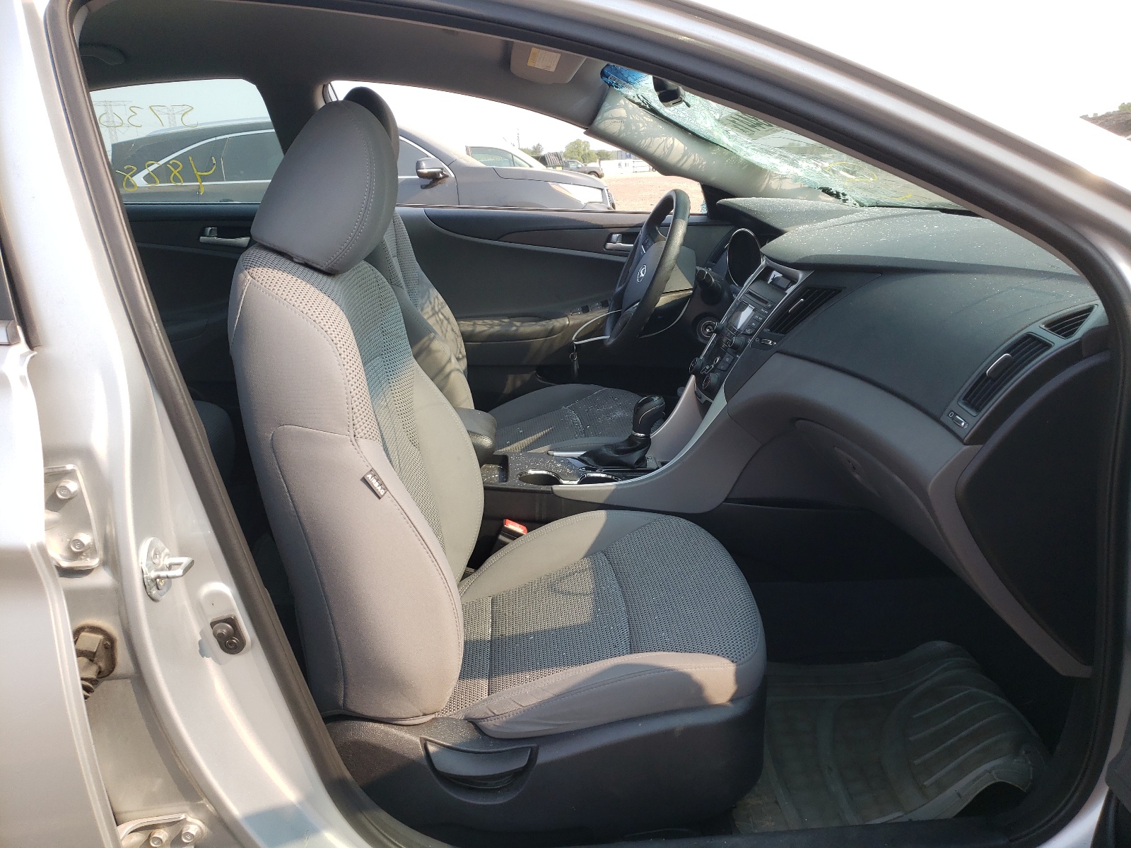 Photo 5 from auction – 2013 HYUNDAI SONATA GLS with VIN 5NPEB4AC0DH528839