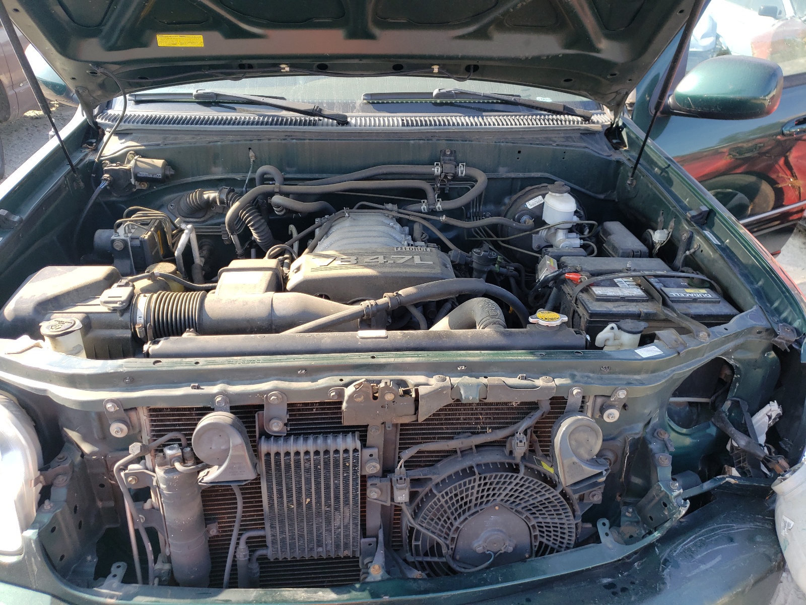 Photo 7 from auction – 2004 TOYOTA SEQUOIA LI with VIN 5TDBT48A44S224346