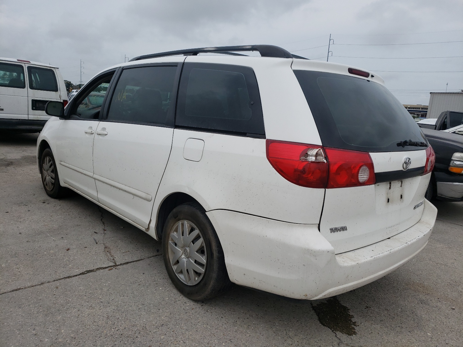 Photo 3 from auction – 2006 TOYOTA SIENNA CE with VIN 5TDZA23C46S513439
