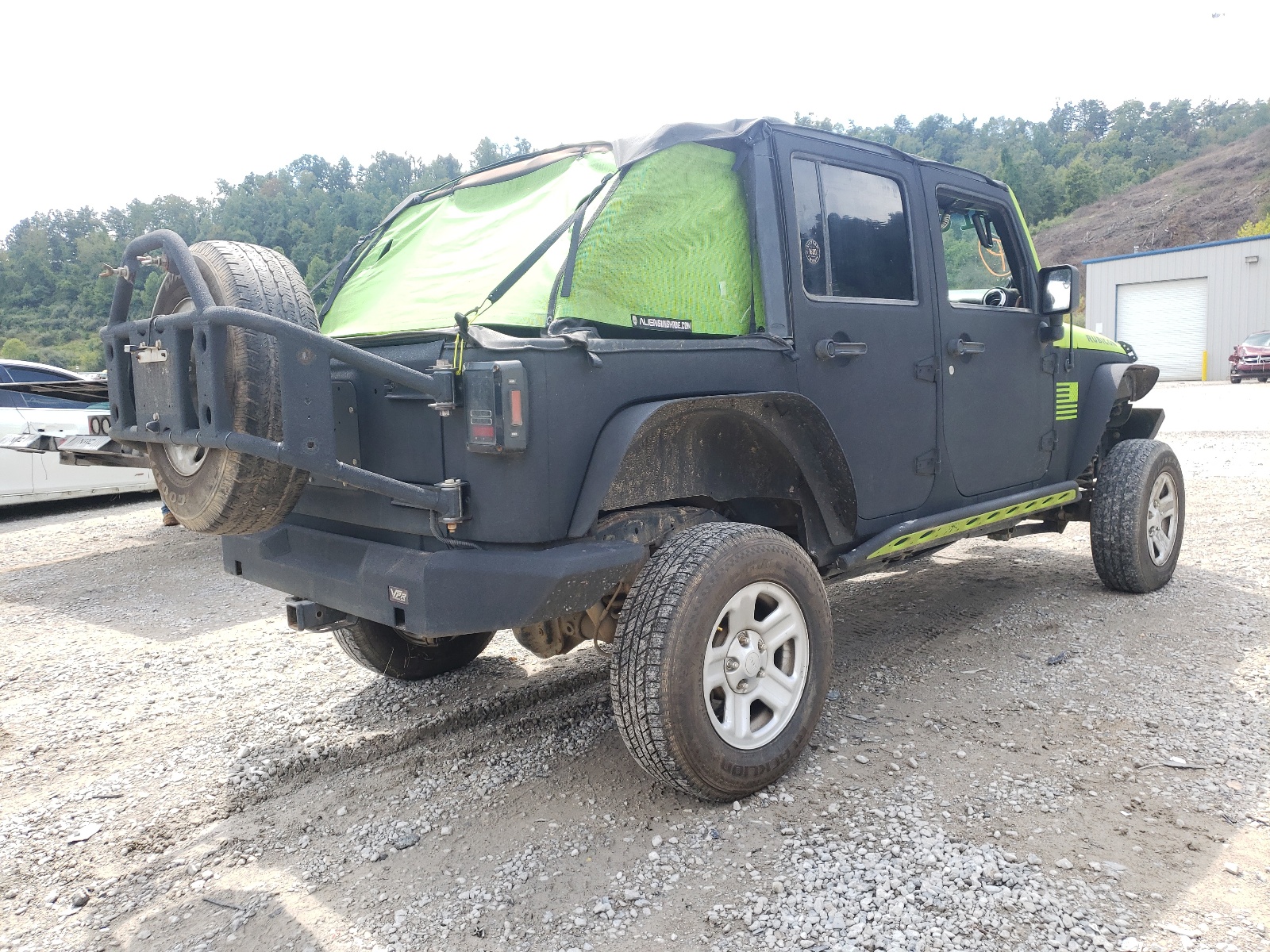 Photo 4 from auction – 2012 JEEP WRANGLER U with VIN 1C4HJWFG3CL104220