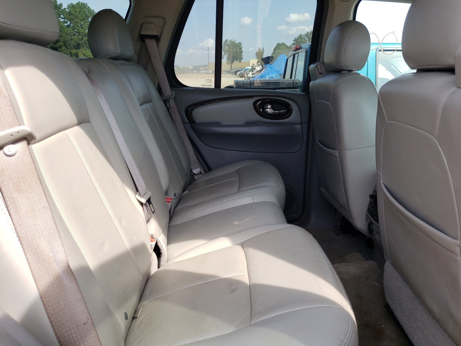 Zdjęcie 6 z aukcji – 2006 BUICK RAINIER CX z VIN 5GADT13S962241291