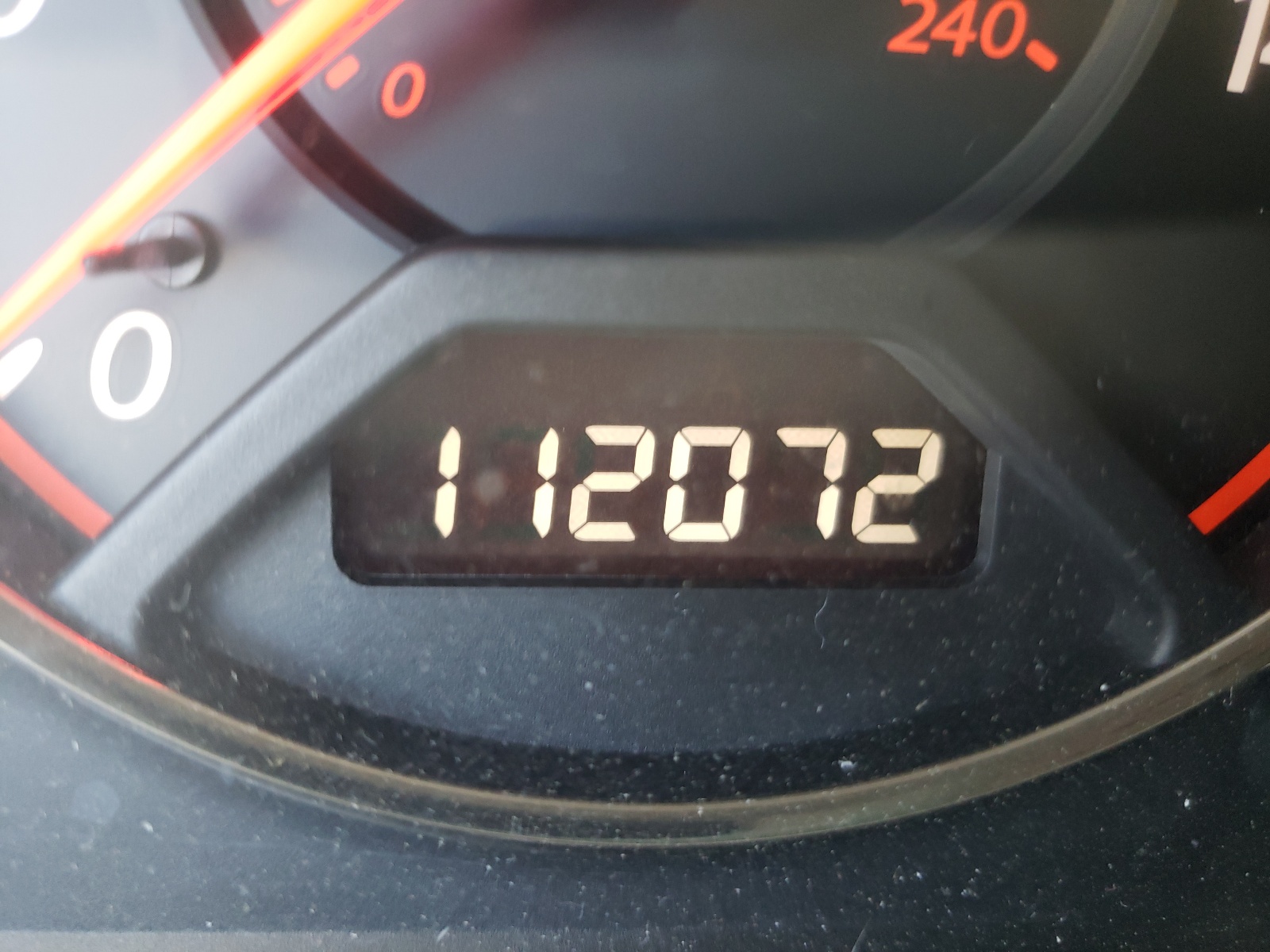 Photo 8 from auction – 2004 HONDA CIVIC LX with VIN 1HGEM22574L029905