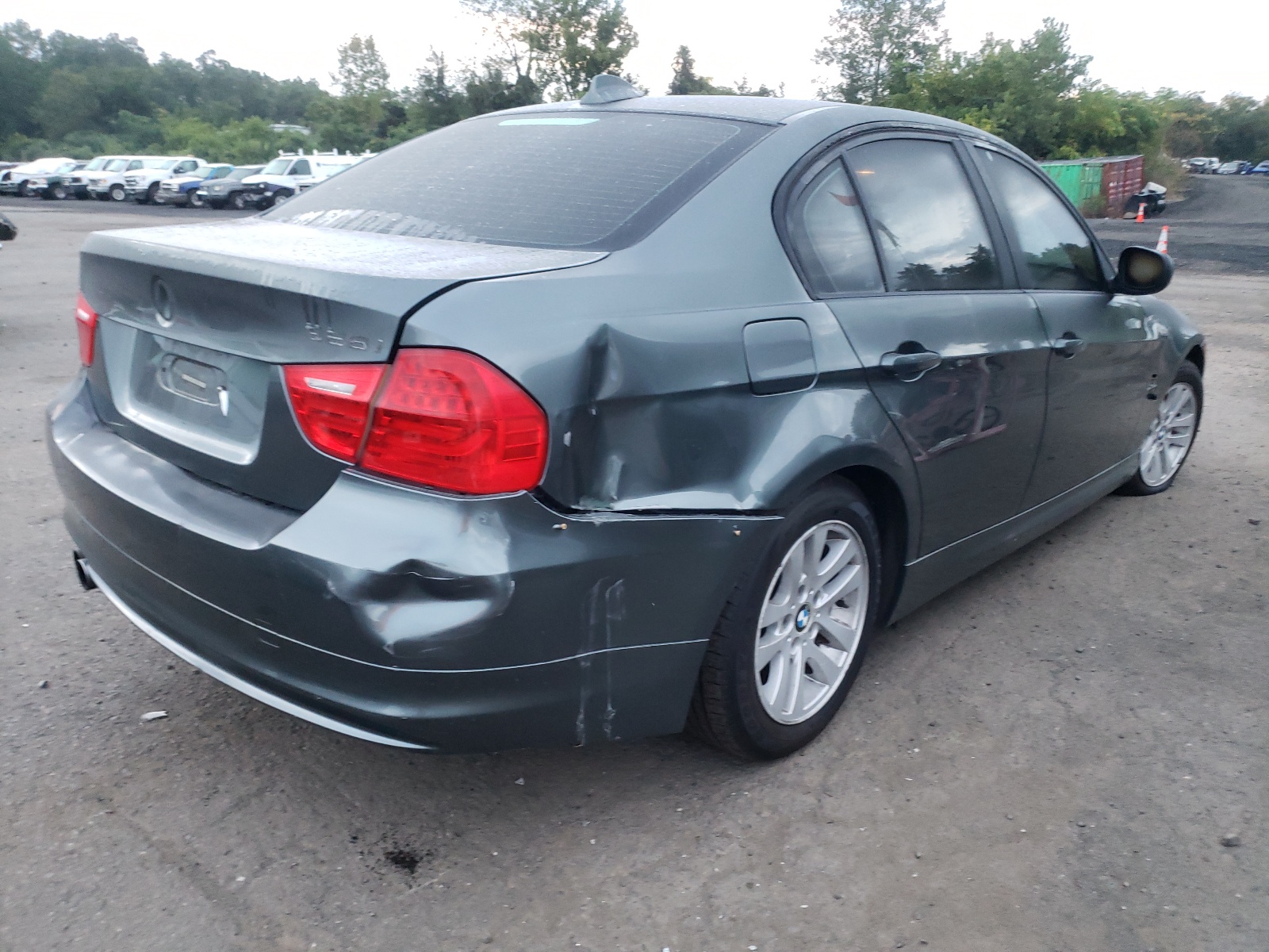 Photo 4 from auction – 2009 BMW 328 XI SUL with VIN WBAPK535X9A511331